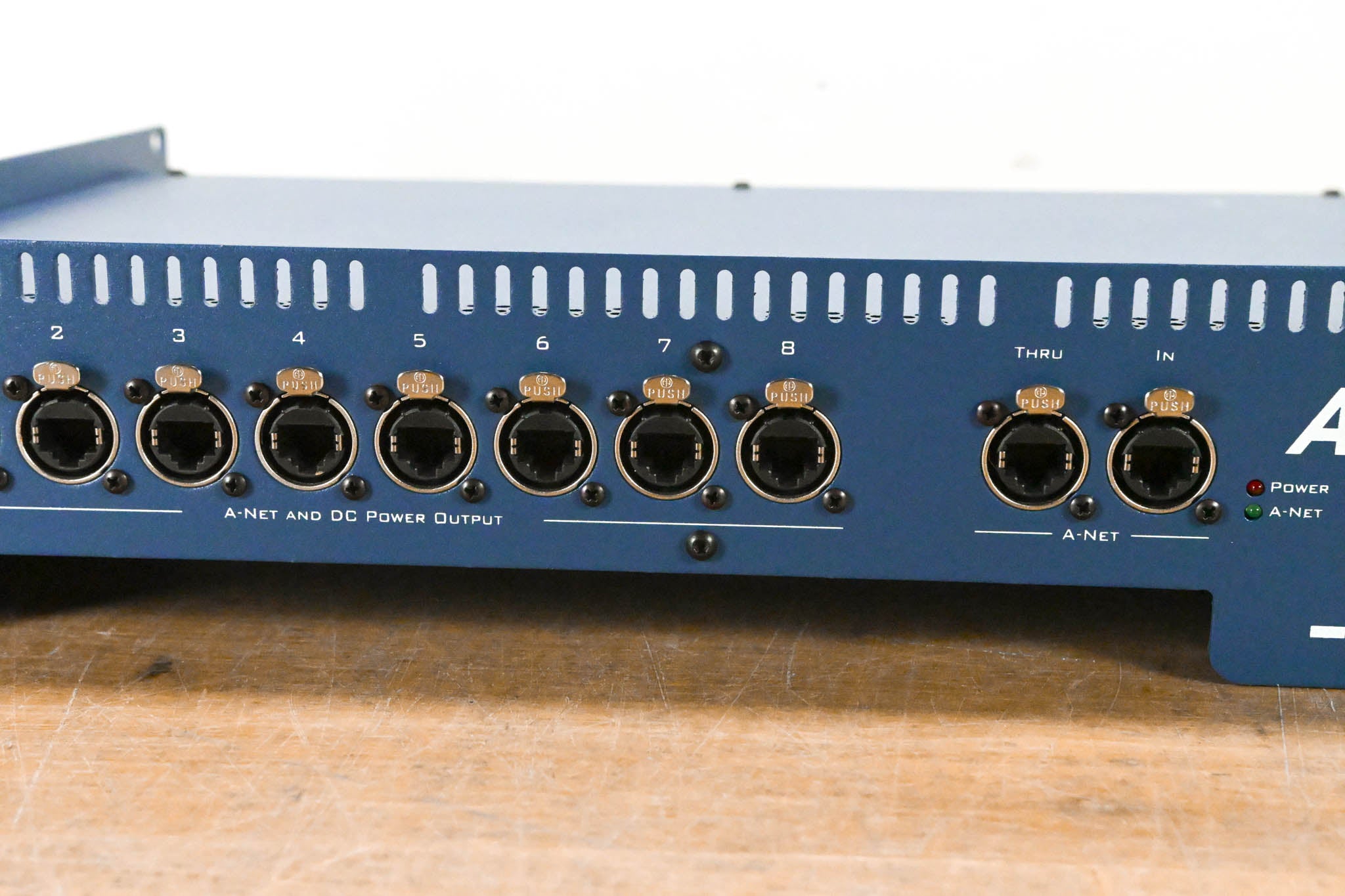 Aviom A-16D Pro A-Net Distributor