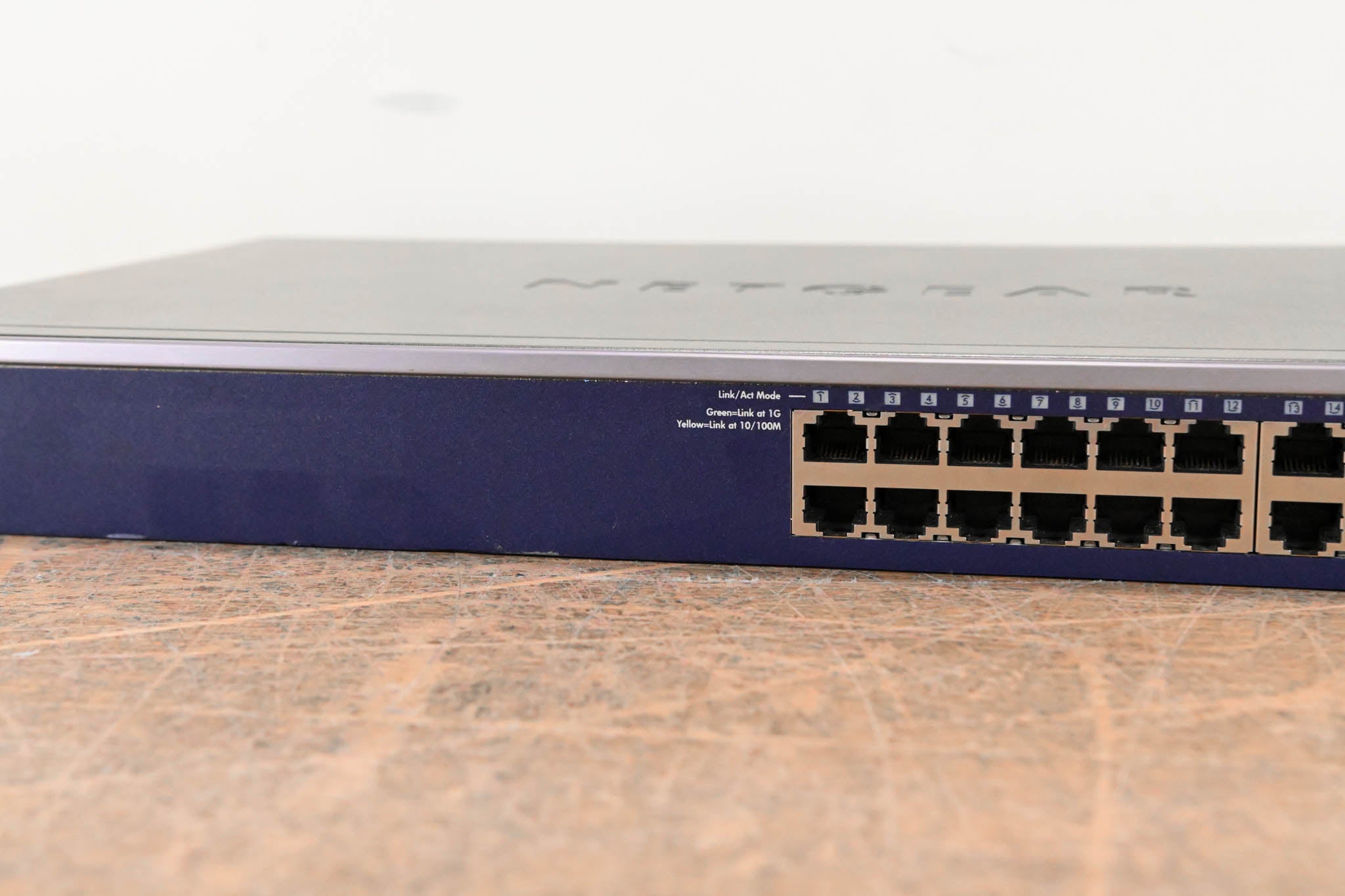 NETGEAR GSM7224 v2 ProSafe 24G L2 Managed Switch with Static Routing