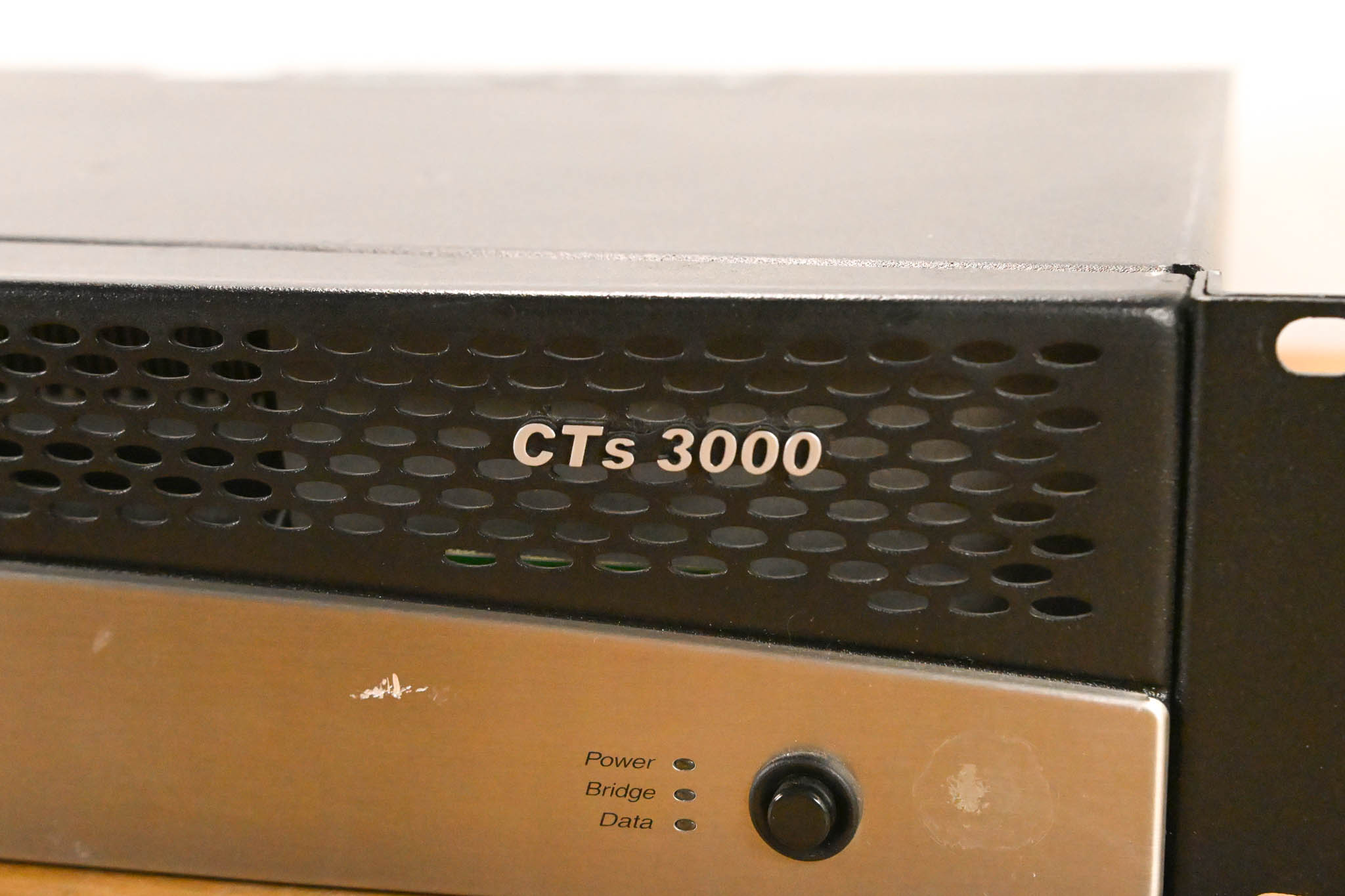 Crown CTs 3000 Two-Channel 1500W Power Amplifier