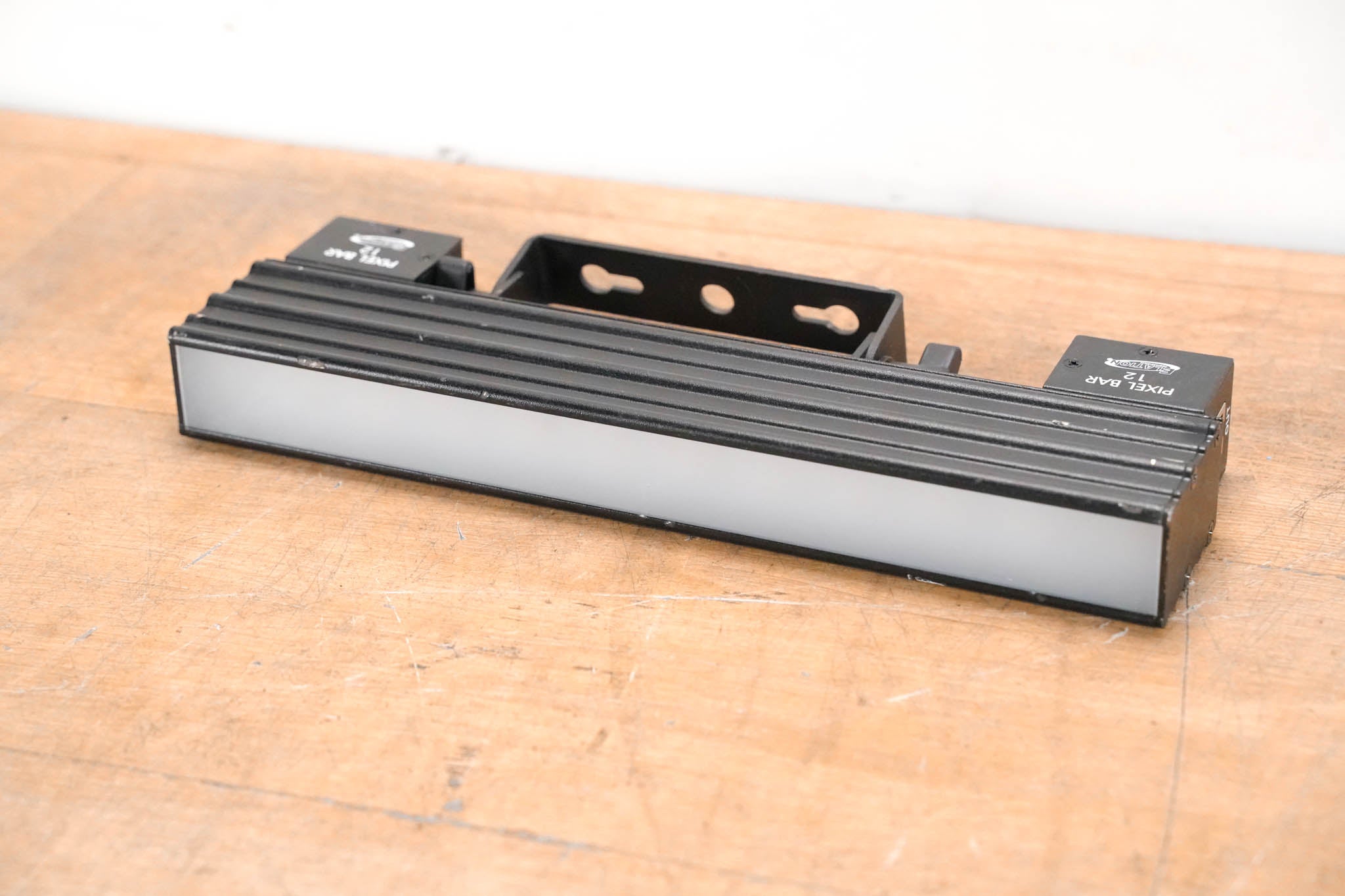 Elation Pixel Bar 12 LED Fixture (12 LEDs)