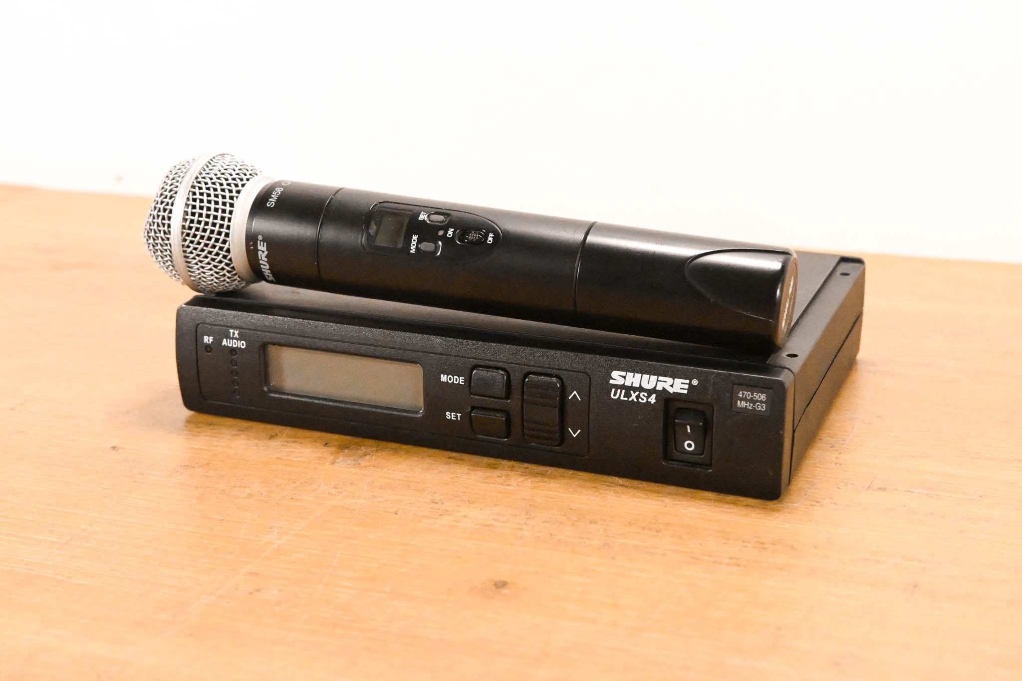 Shure ULXS24/58 Handheld Wireless System - 470-506 MHz (NO POWER SUPPLY)