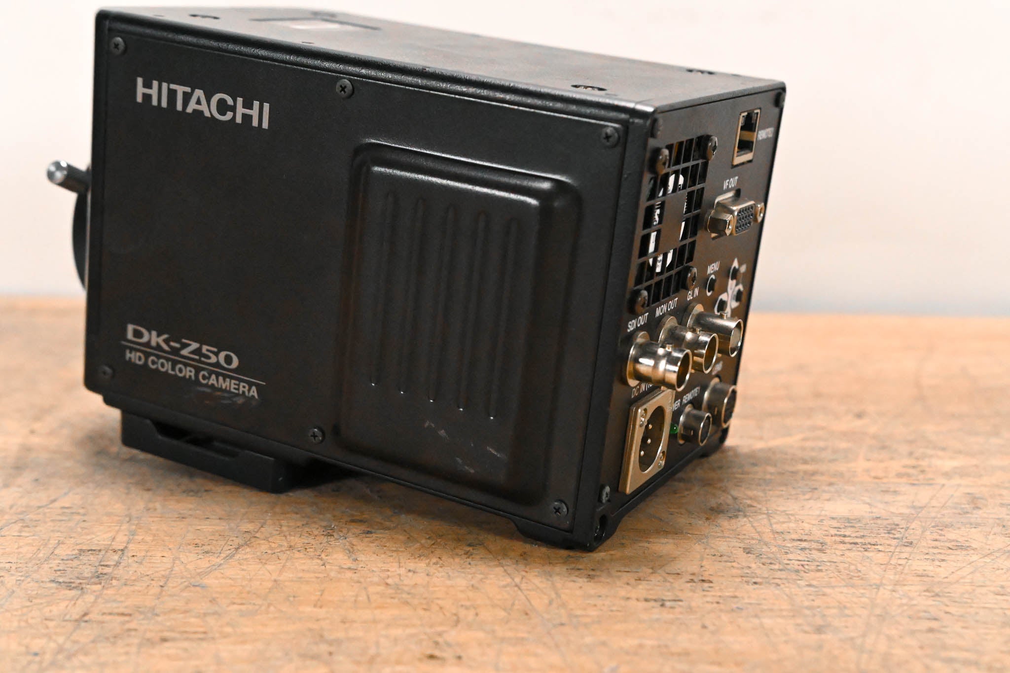 Hitachi DK-Z50 Multi-Format HDTV/SD Box Camera