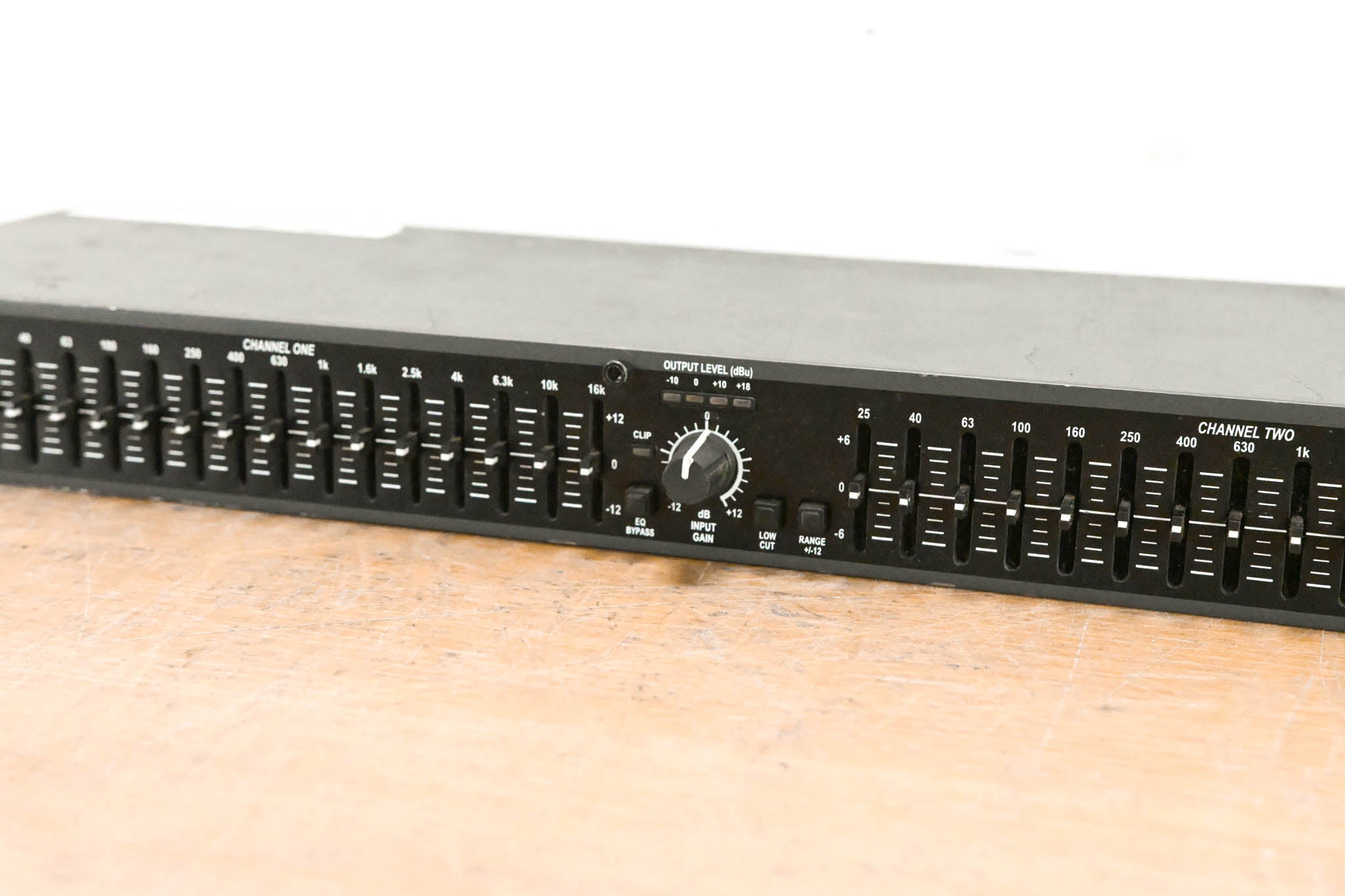dbx 215 Dual Channel 15-Band Graphic Equalizer