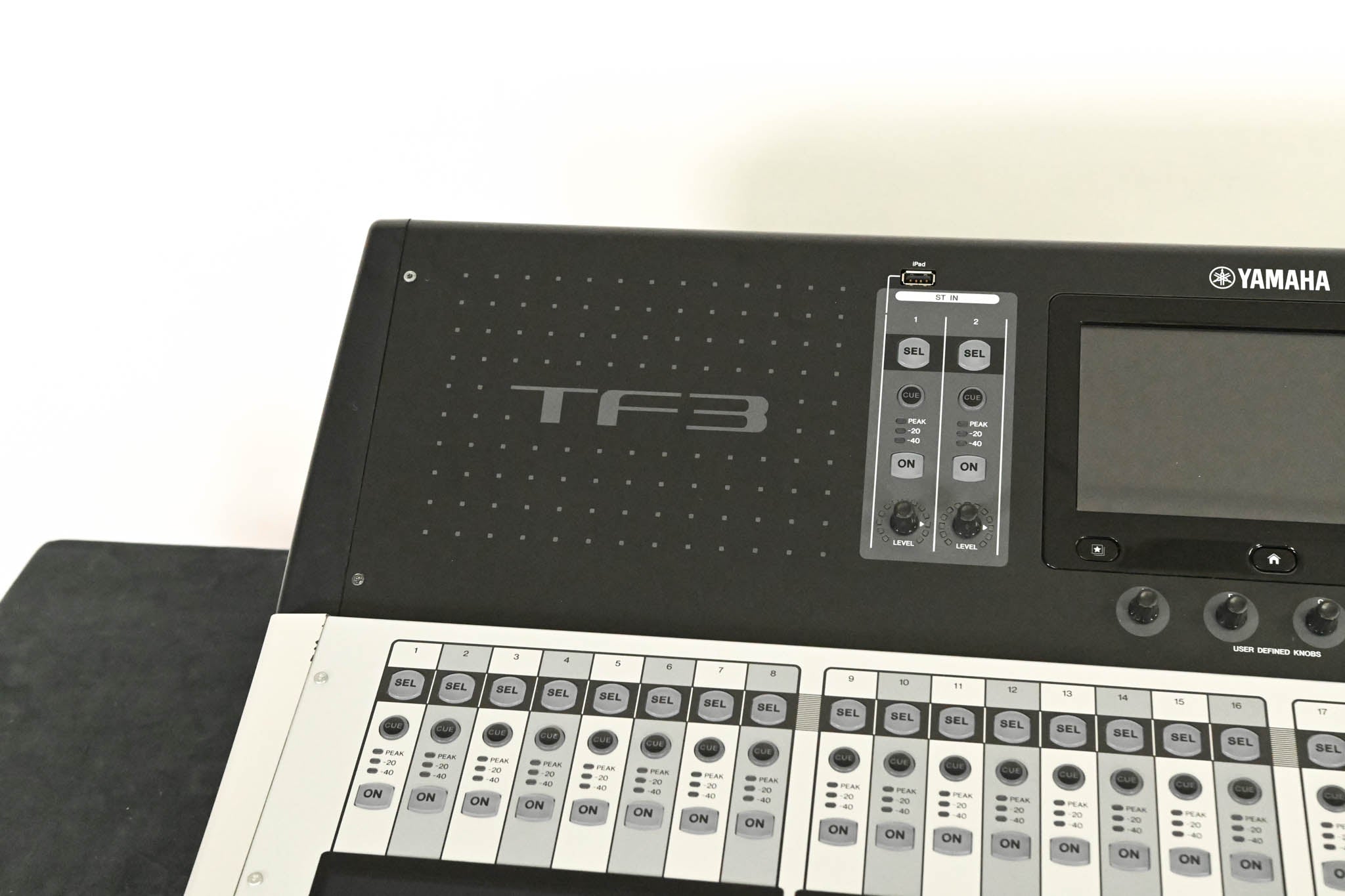 Yamaha TF3 24-Channel Digital Audio Mixer