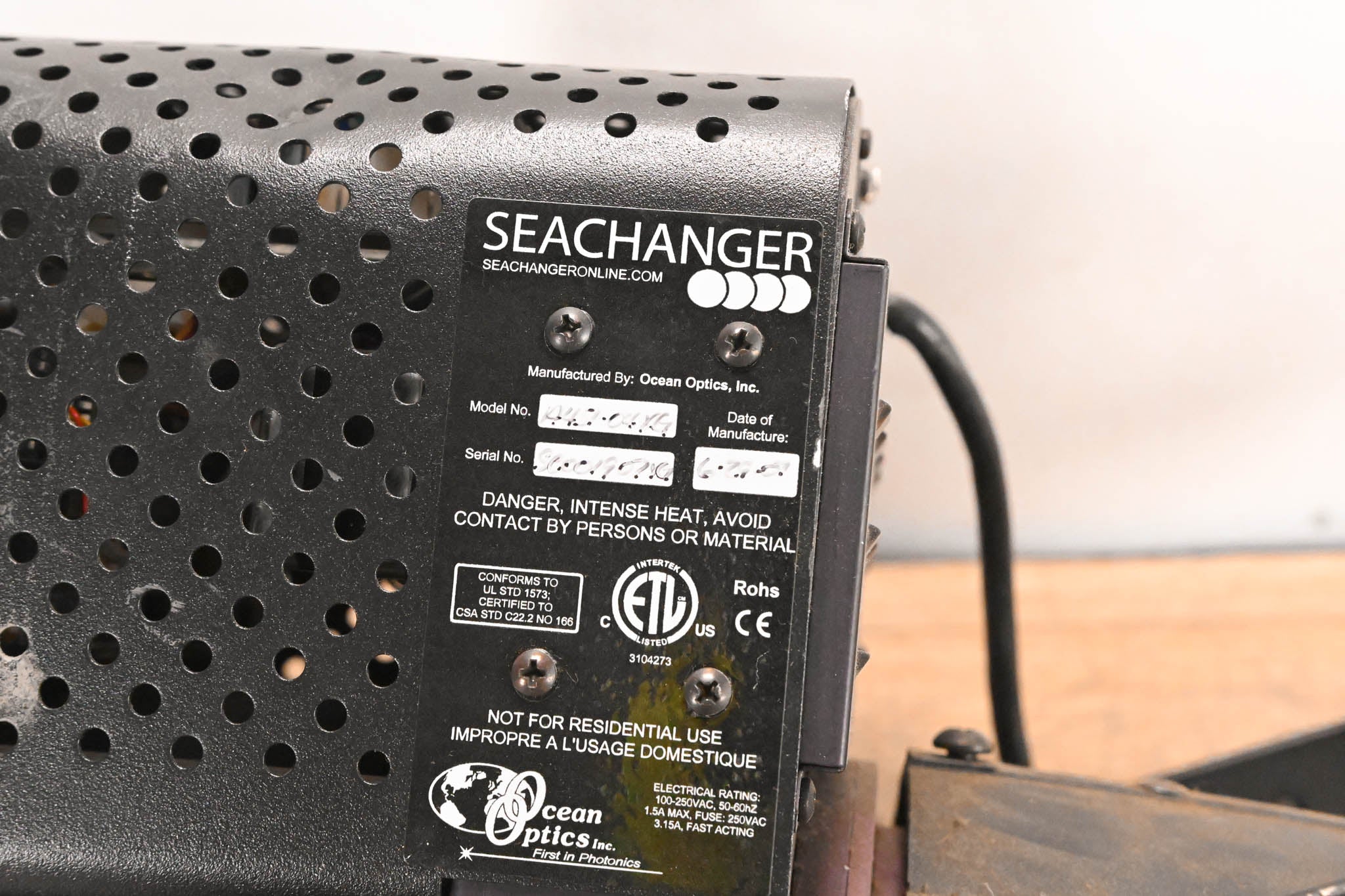 ETC Source Four 750 19 Degree Leko w/OceanOptics SeaChanger Color Engine