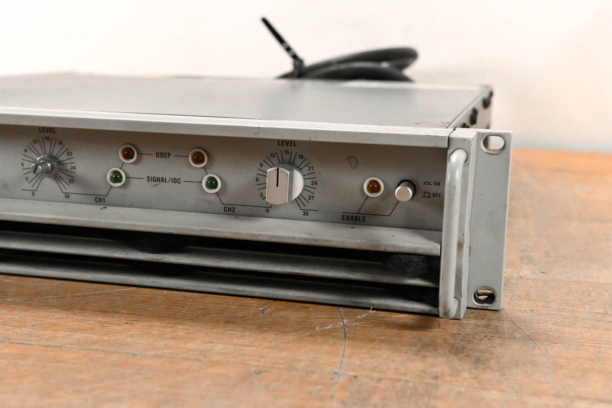 Crown Macro-Tech 3600VZ 2-Channel Power Amplifier