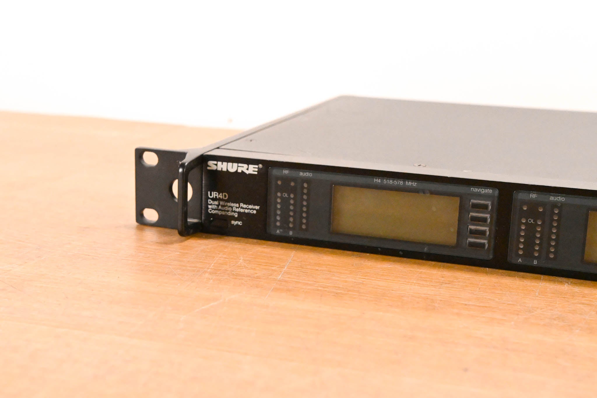 Shure UR4D Dual-Channel UHF Wireless Receiver - H4 Band: 518-578 MHz