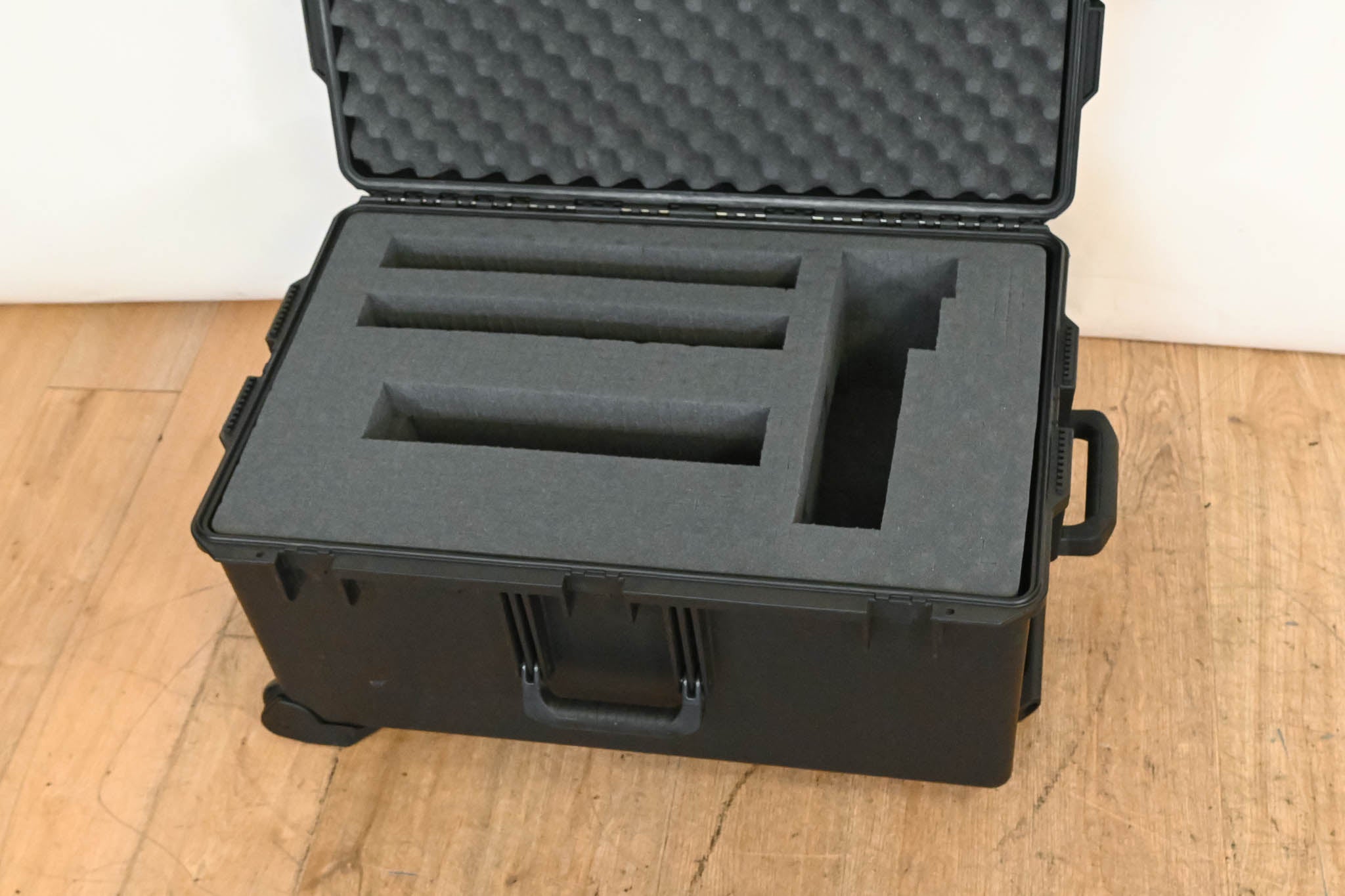 Pelican Storm Case iM2975 - Interior Dimensions: 29.8" x 20.8" x 10.2"