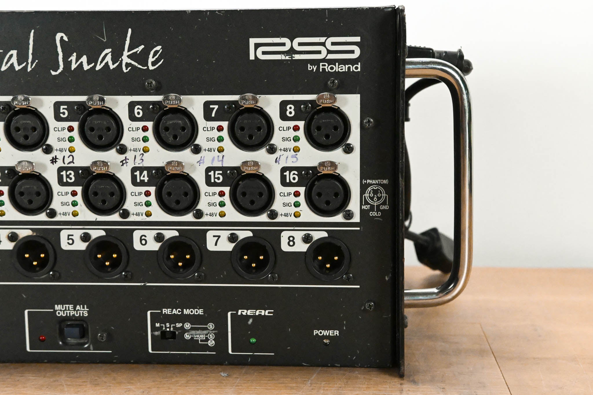 Roland S-1608 16 x 8 Stage Unit