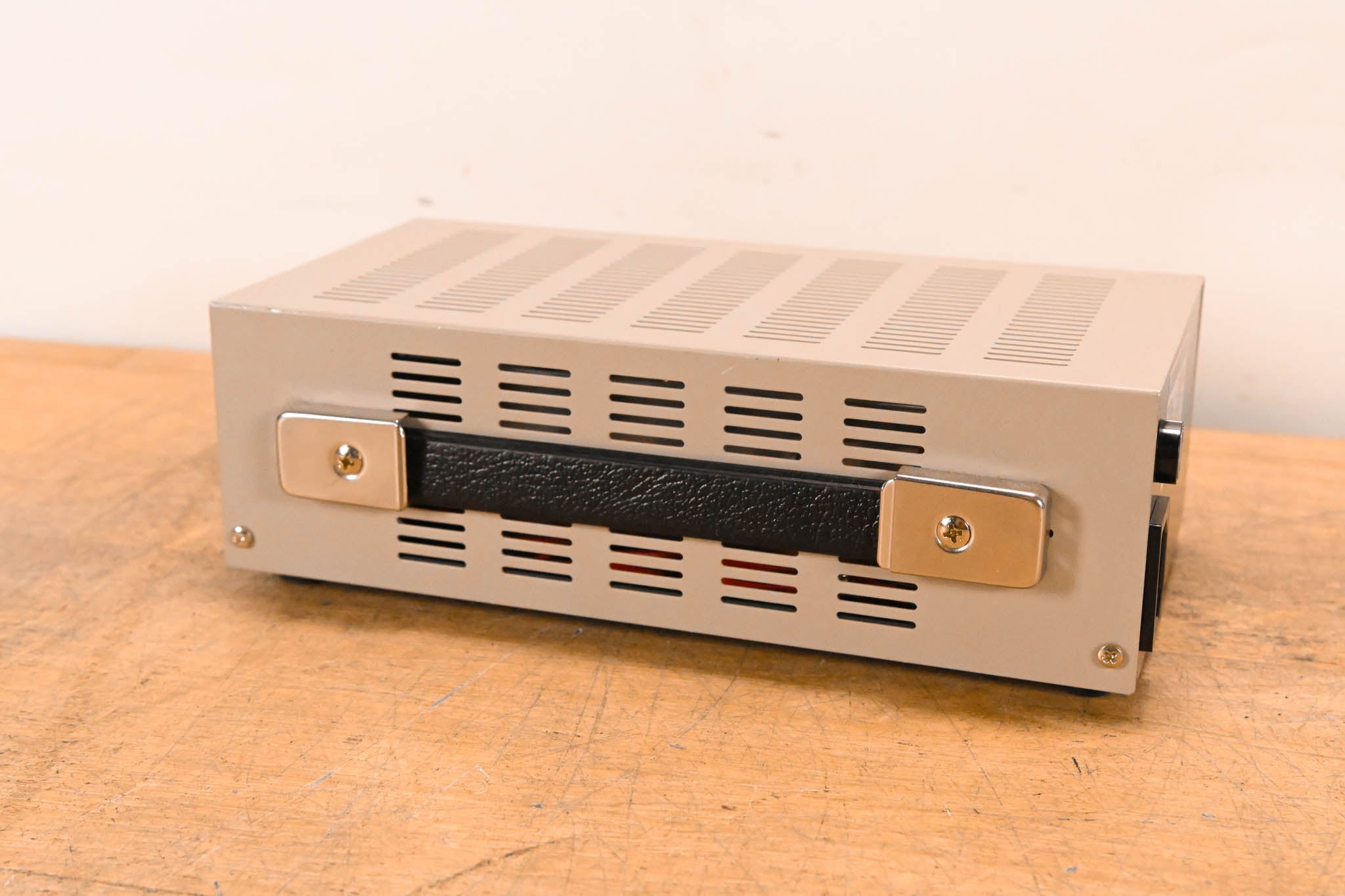 IDX System Technology IA-300a Triple-Channel Camera Power Supply