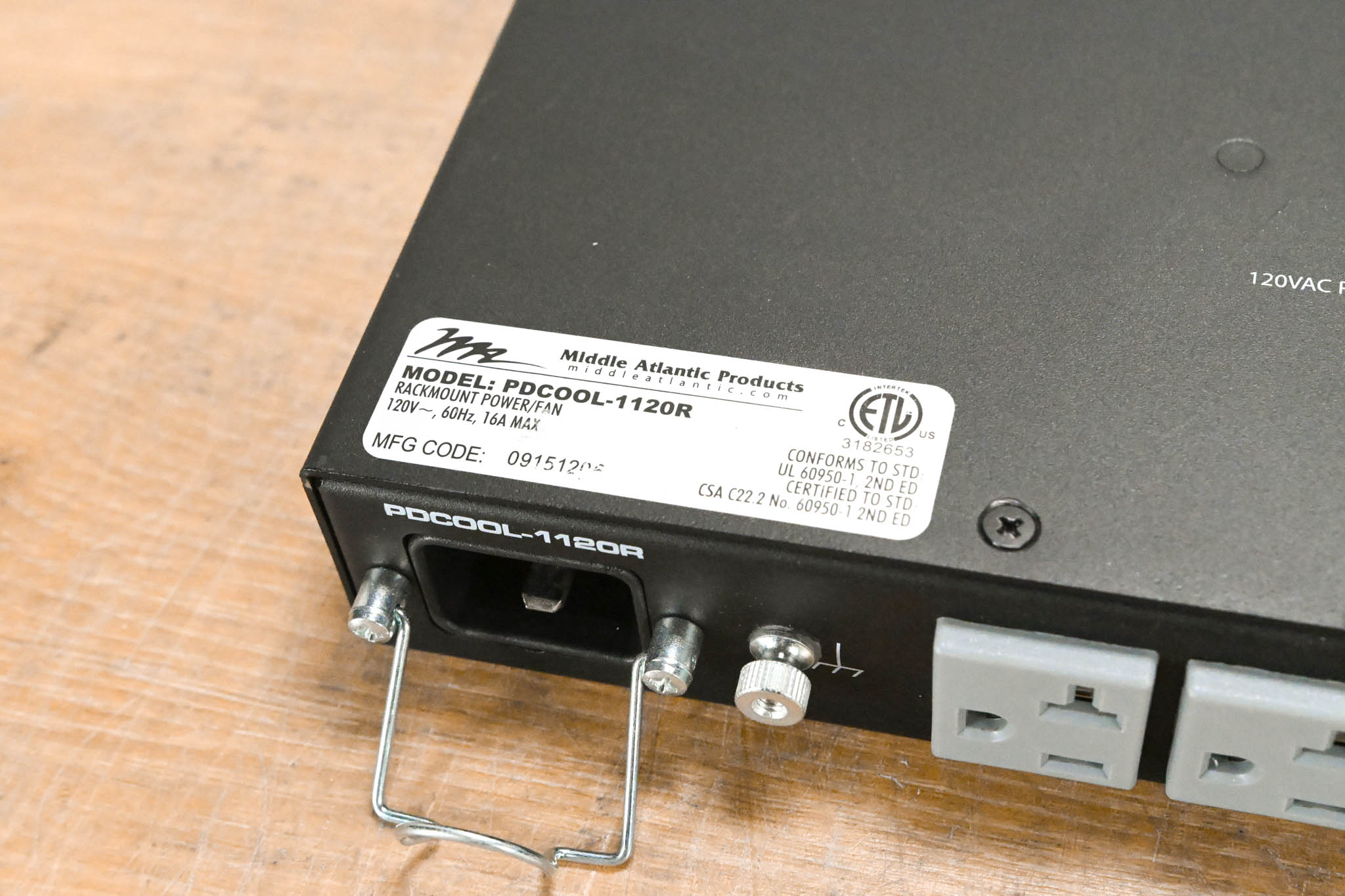 Middle Atlantic PDCOOL-1120R Rack Accessory Cooling Unit