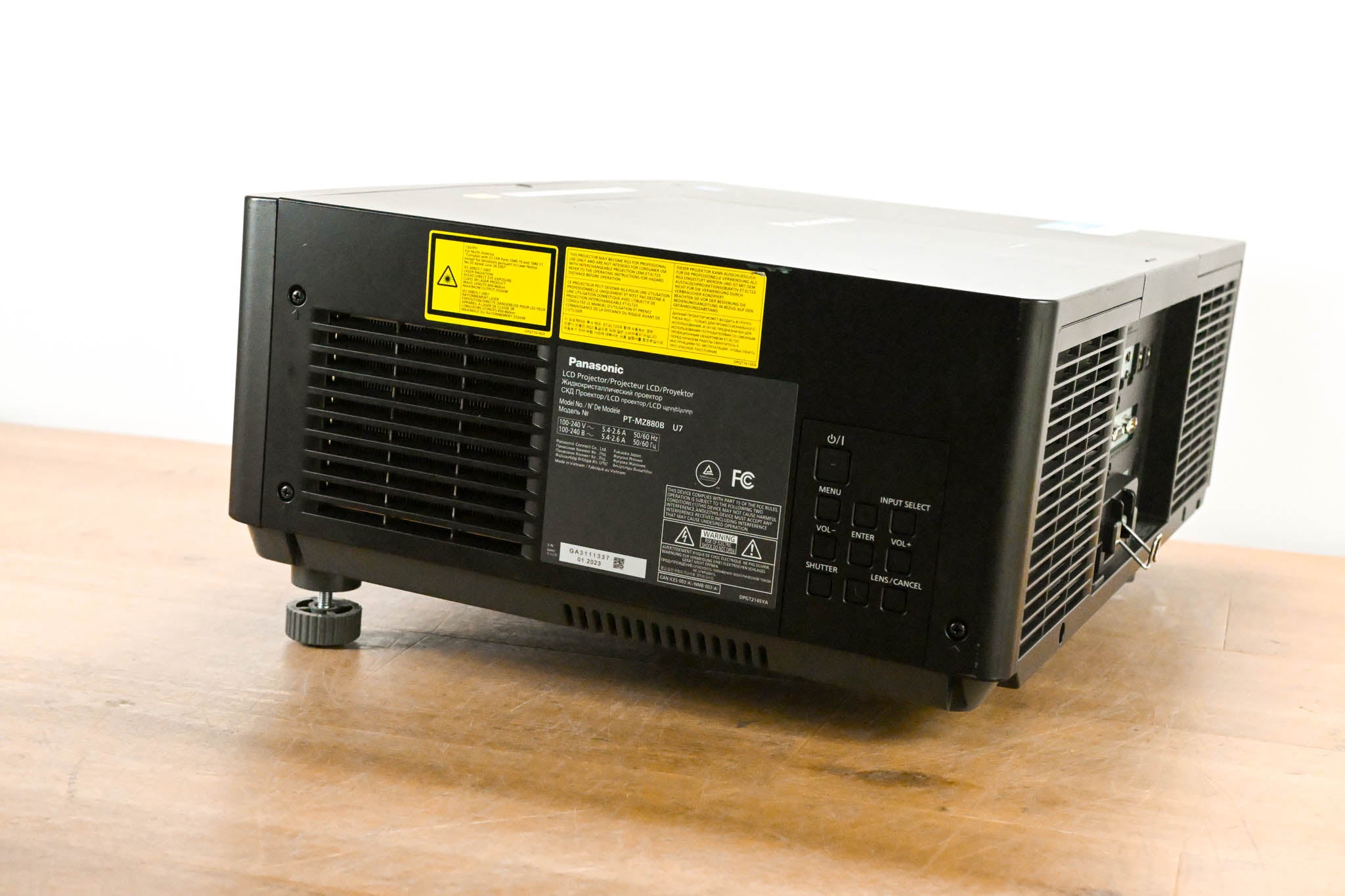 Panasonic PT-MZ880BU7 8000-Lumen WUXGA Laser 3LCD Projector w/ Lens
