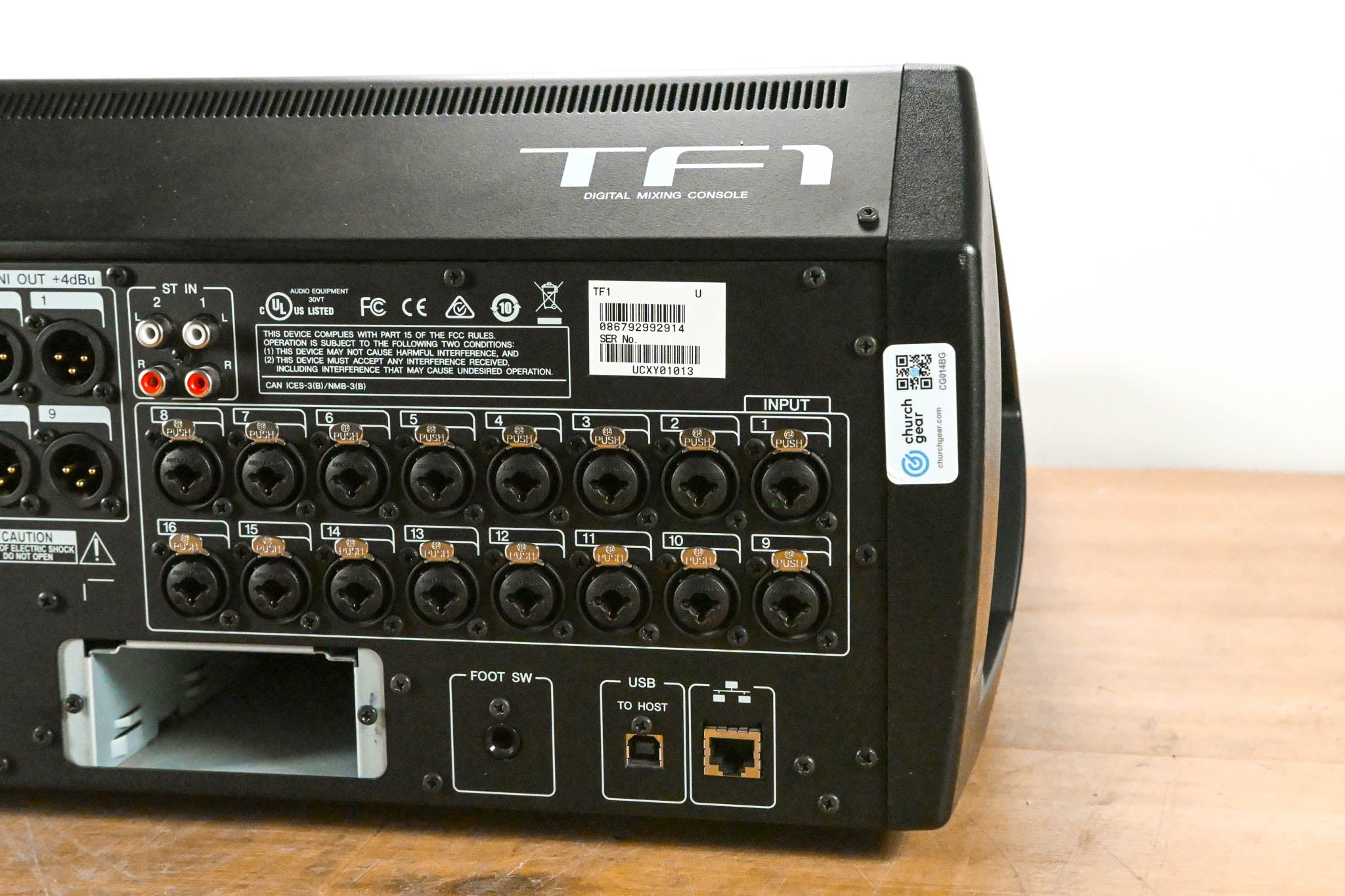 Yamaha TF1 16-Channel Digital Mixing Console