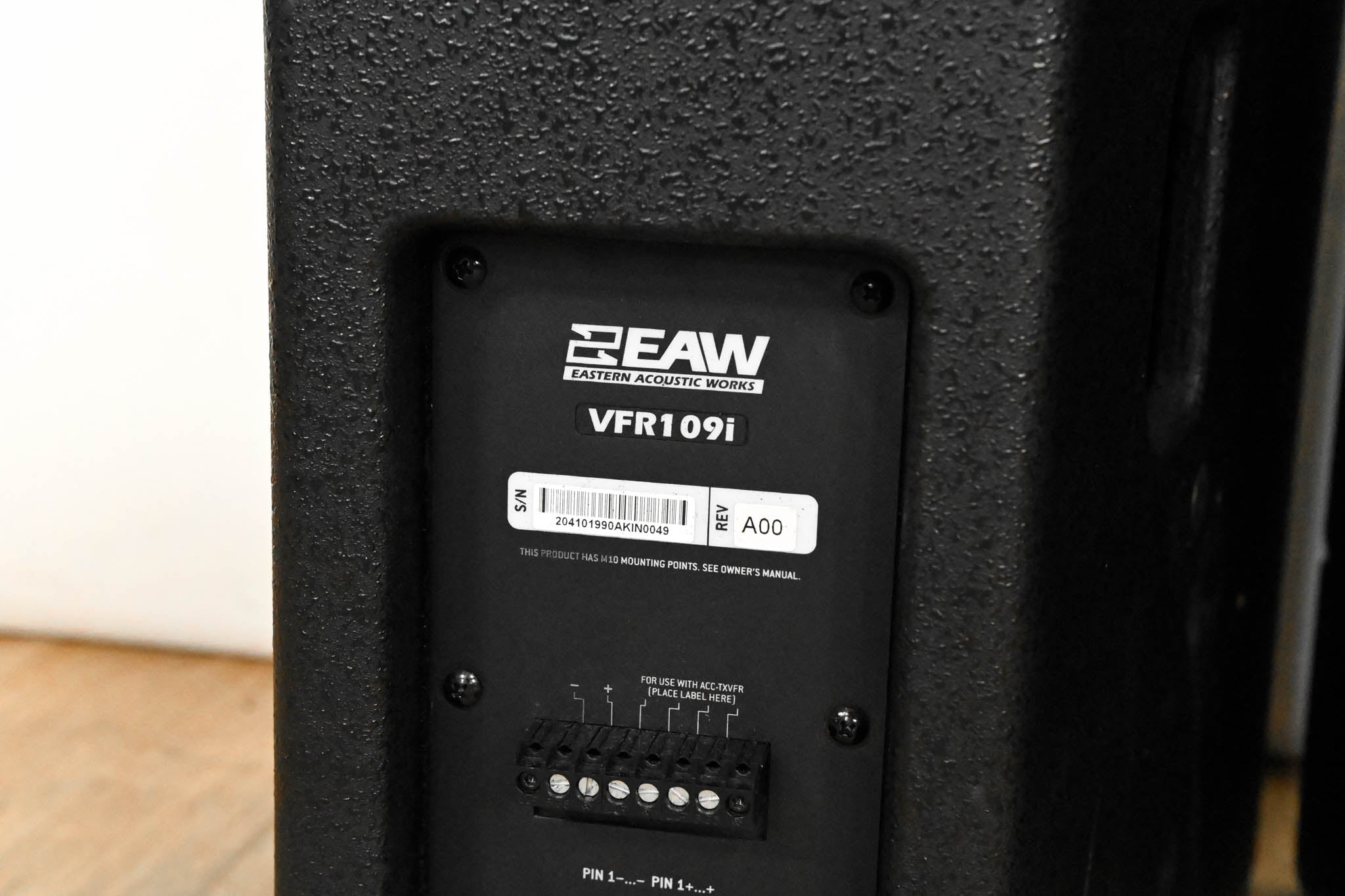 EAW VFR109i Two-Way Full-Range Loudspeaker (PAIR)