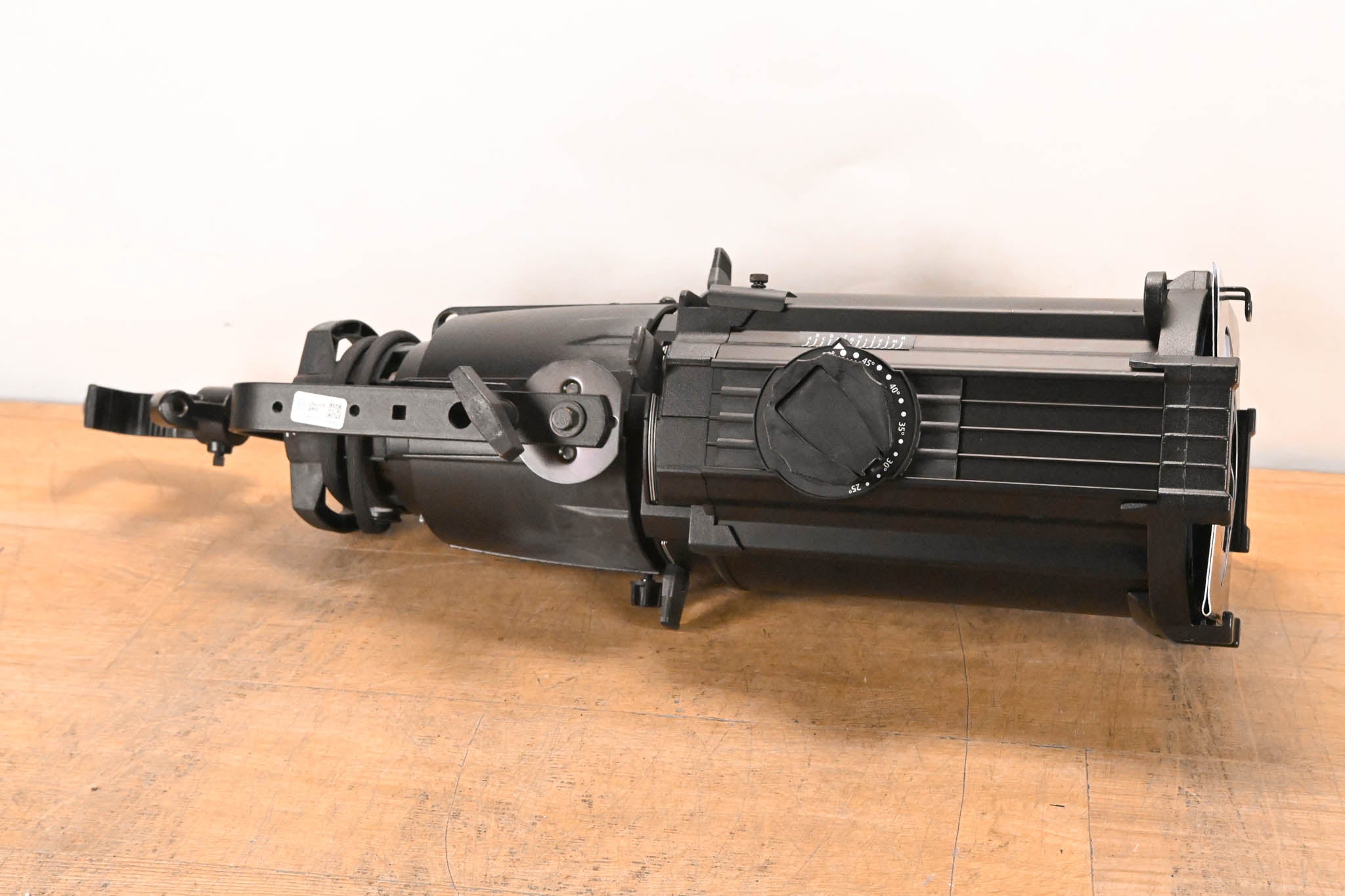 ETC Source Four Zoom 25-50 Degree 750 Ellipsoidal Light