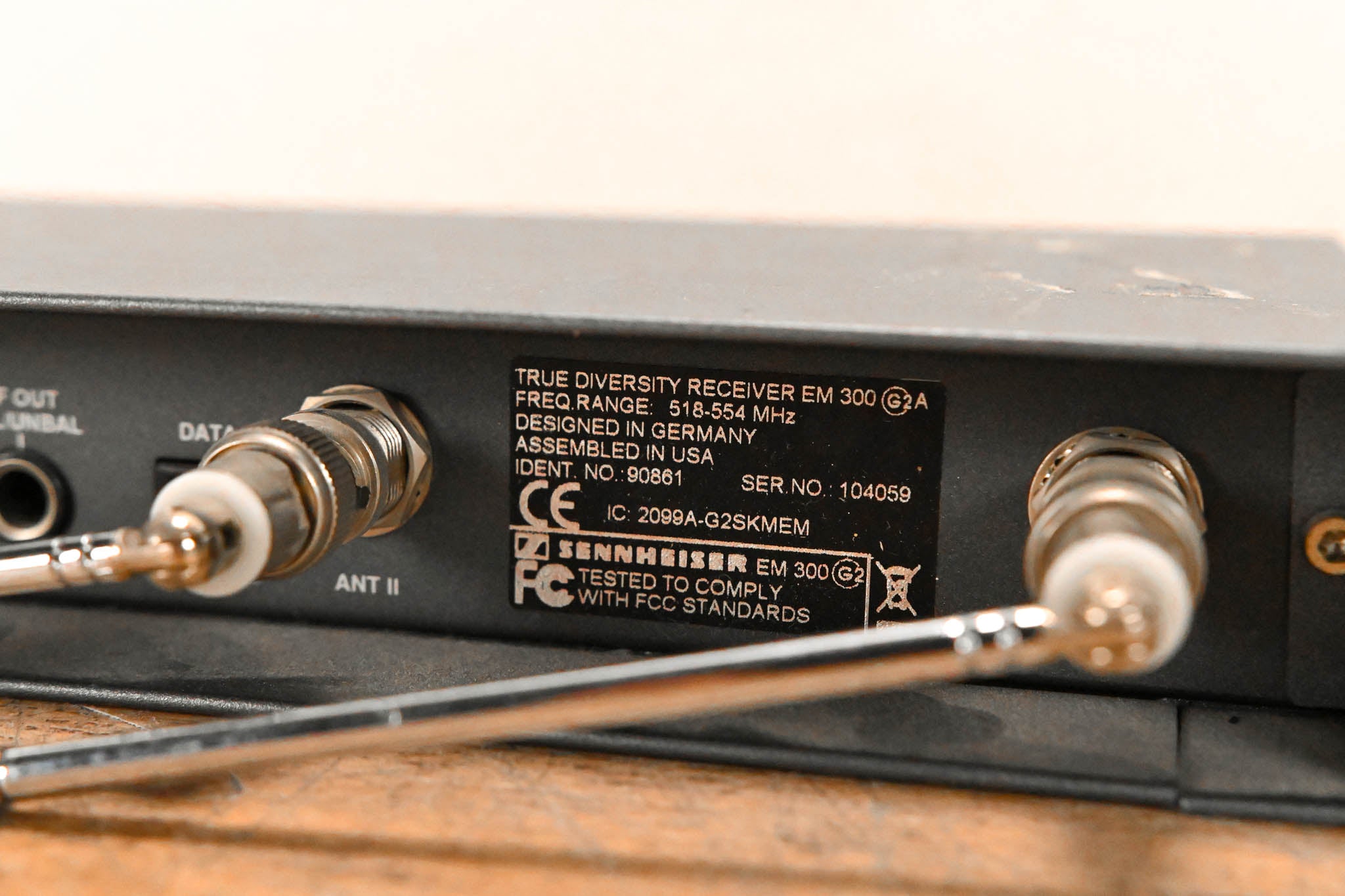 Sennheiser ew 300 G2 Handheld Wireless System 518-554MHz NO POWER SUPPLY