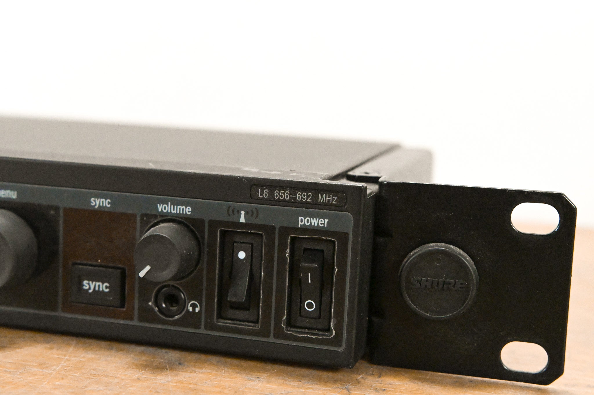 Shure PSM 900 Wireless IEM System L6 Band: 656-692 MHz (NO POWER SUPPLY)