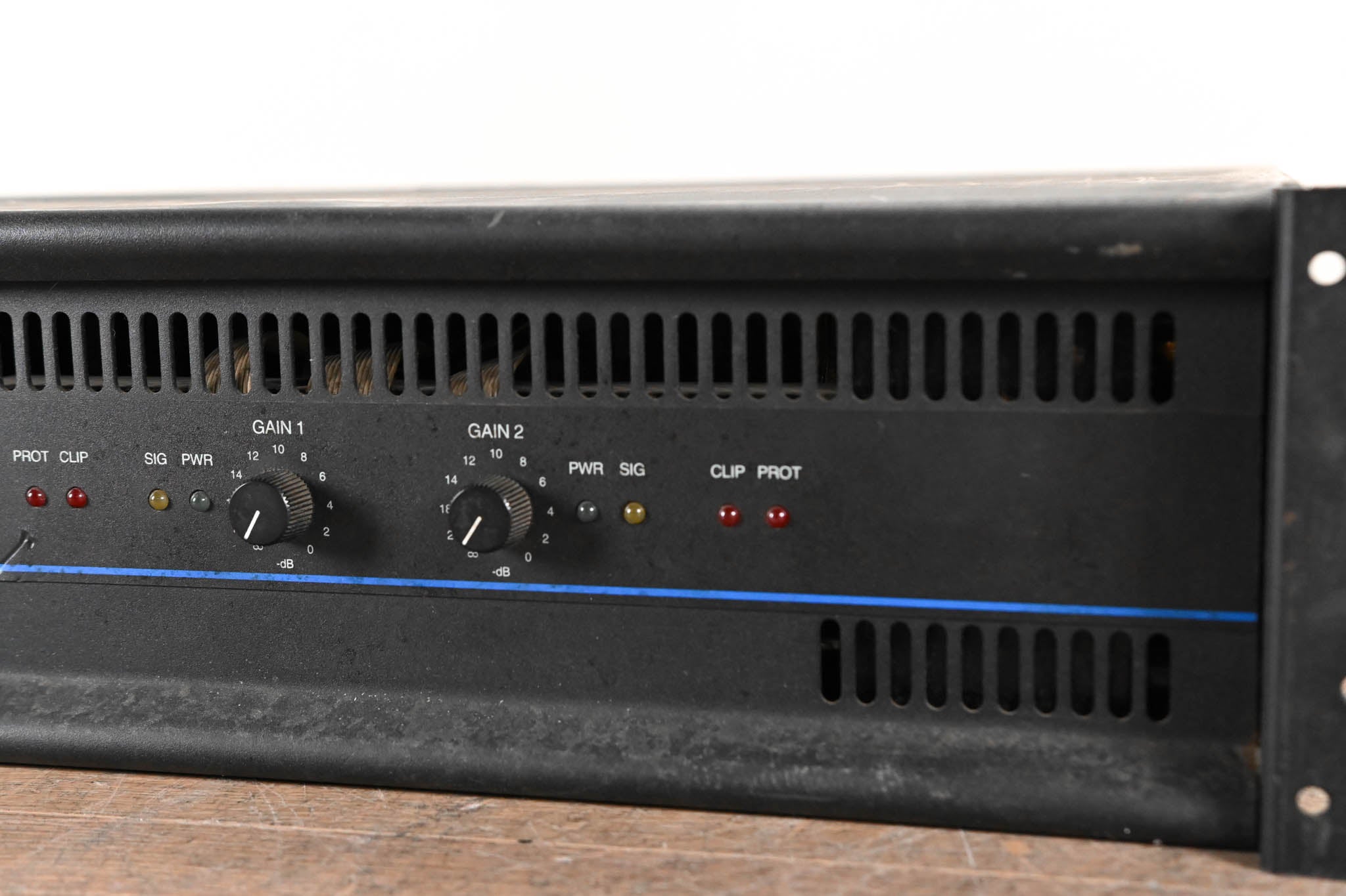 QSC MX 3000a 2-Channel Power Amplifier