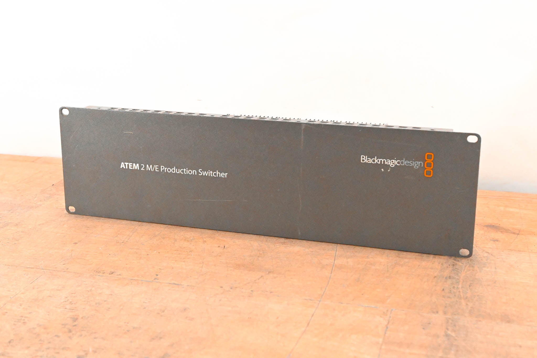 Blackmagic Design ATEM 2 M/E Production Switcher
