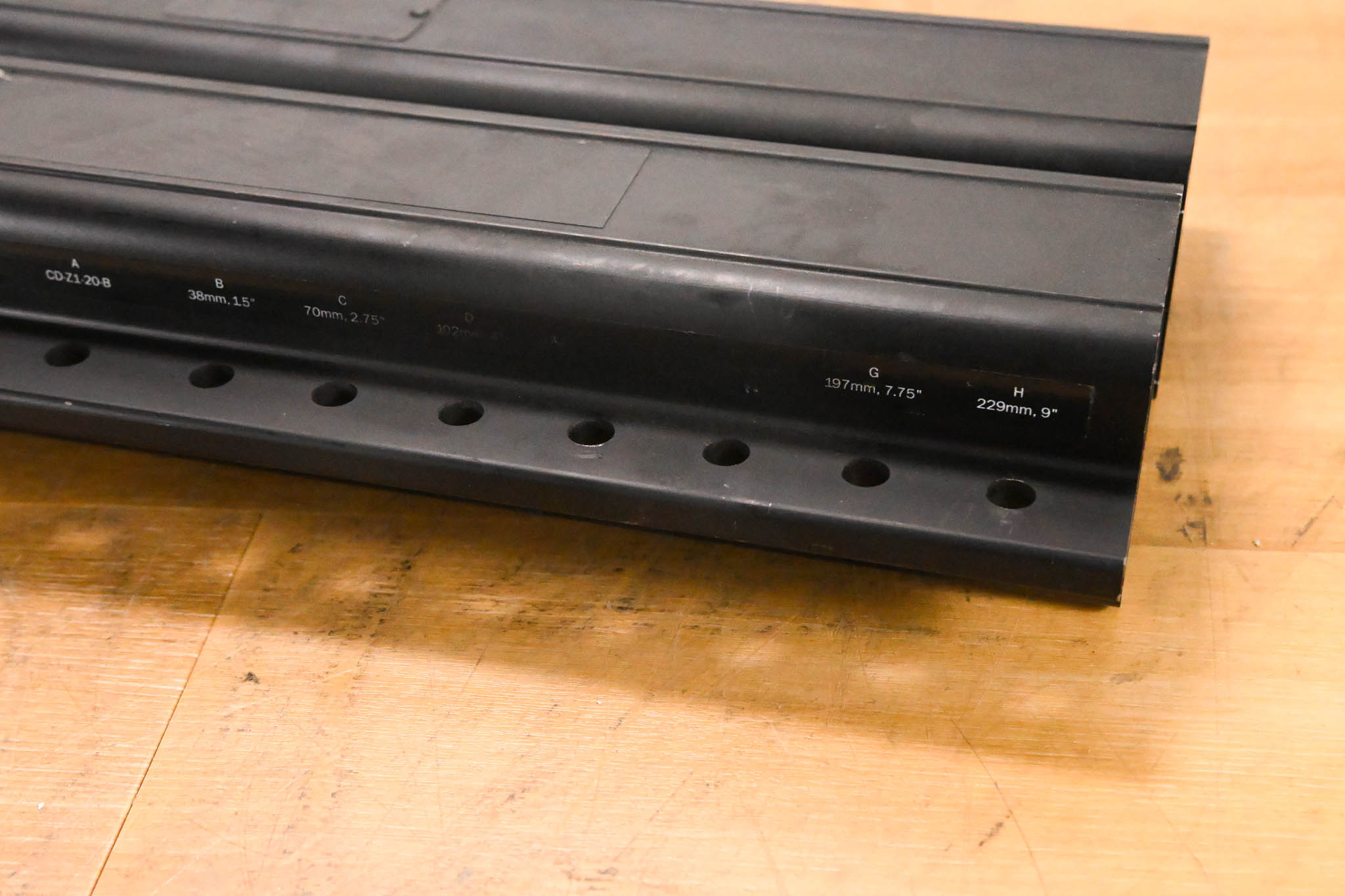 Polar Focus Zbeam ZB-20-880-B Speaker Rigging Beam
