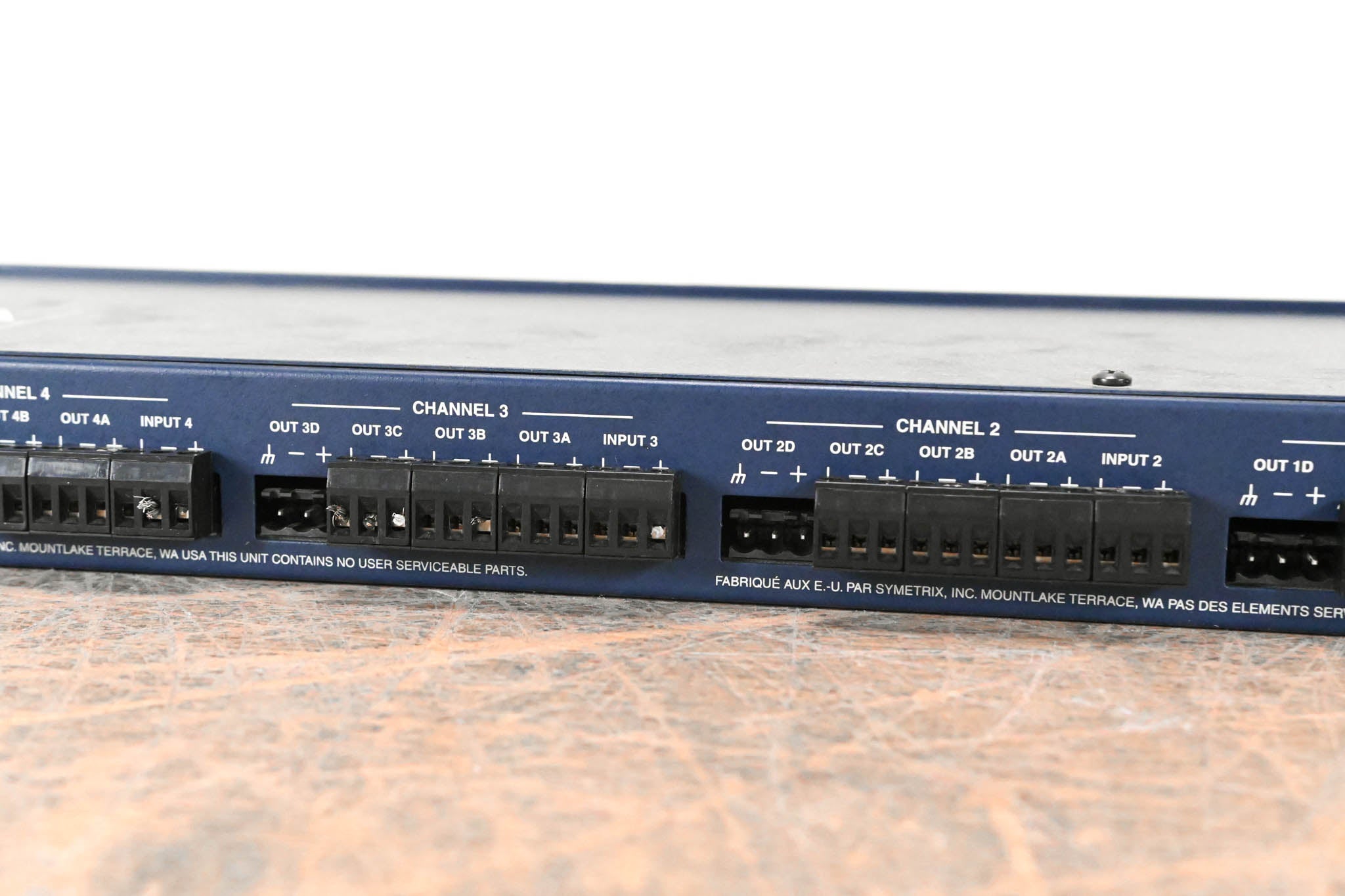 Symetrix 581E Distribution Amplifier (4x4)