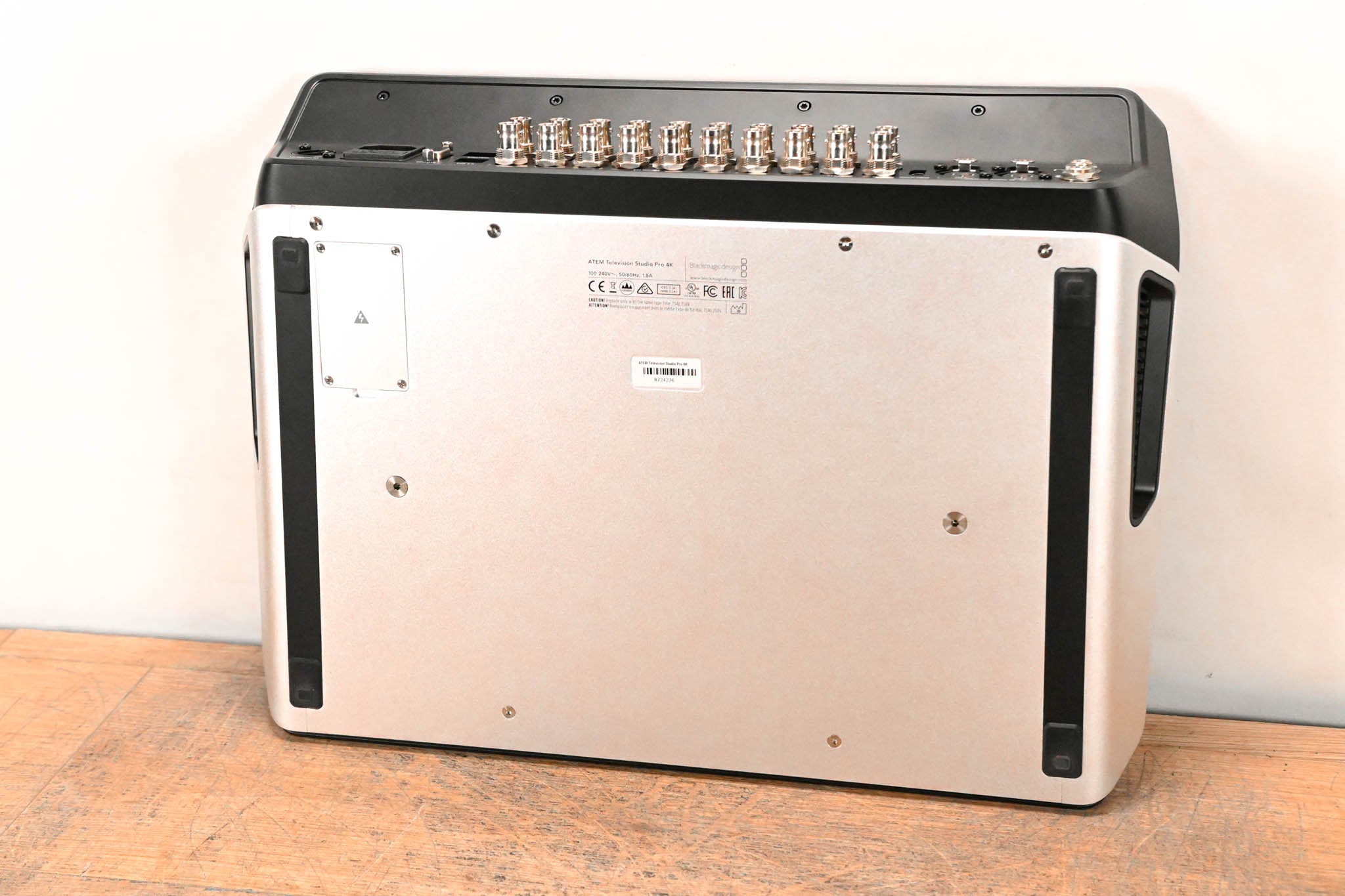 Blackmagic Design ATEM Television Studio Pro 4K