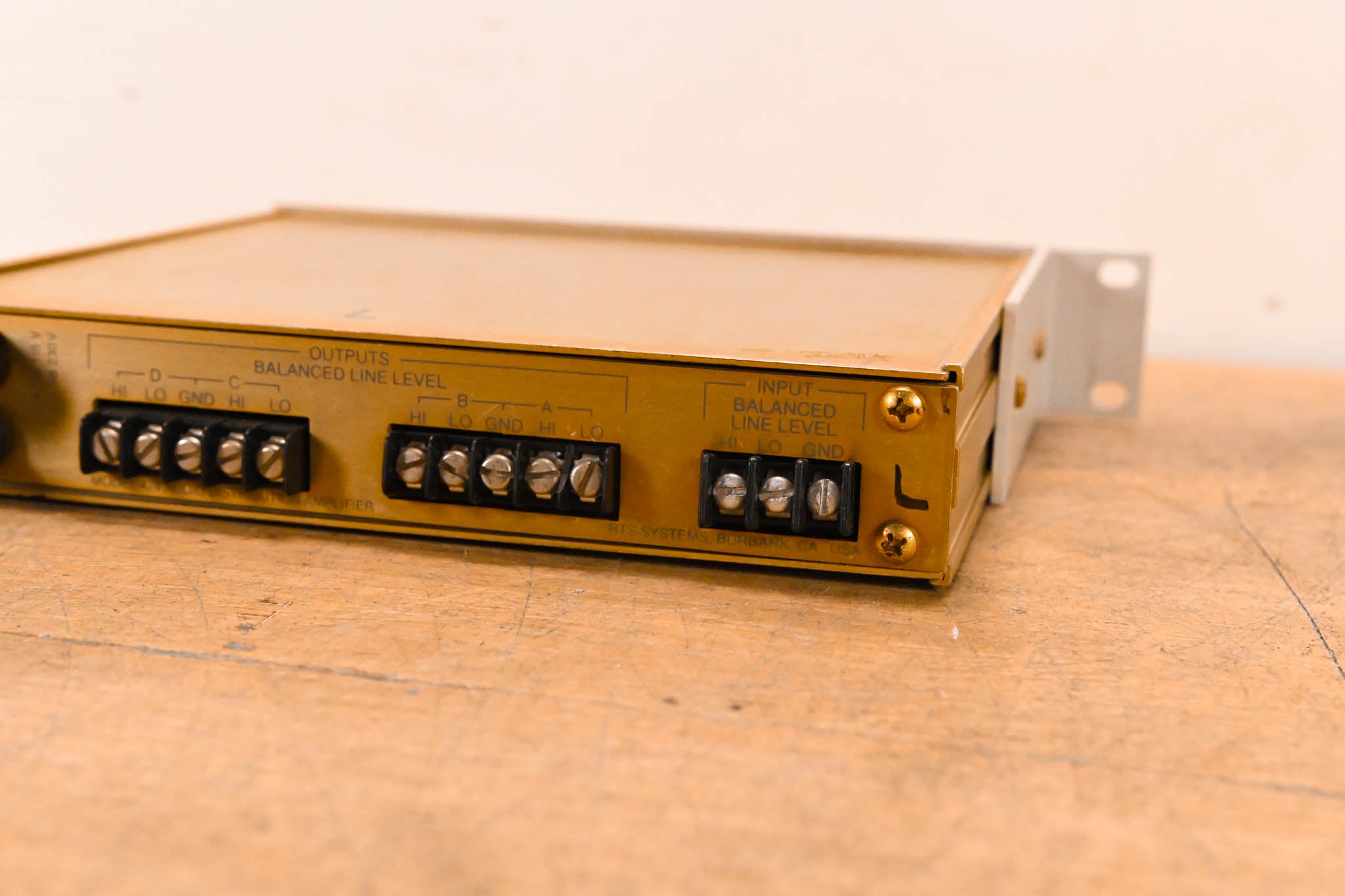 RTS 424 Audio Distribution Amplifier
