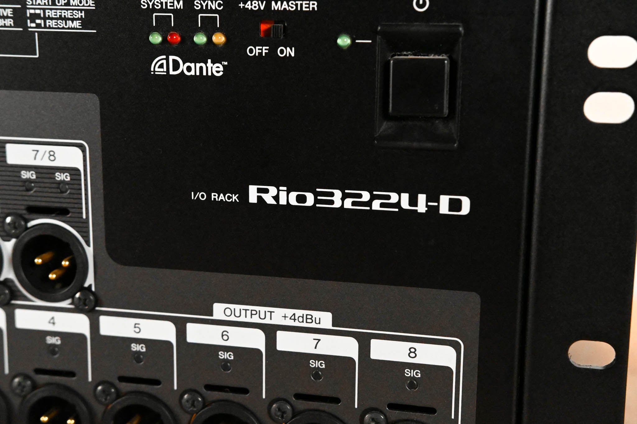 Yamaha Rio3224-D Rio Series 32x16 Remote Stage Box