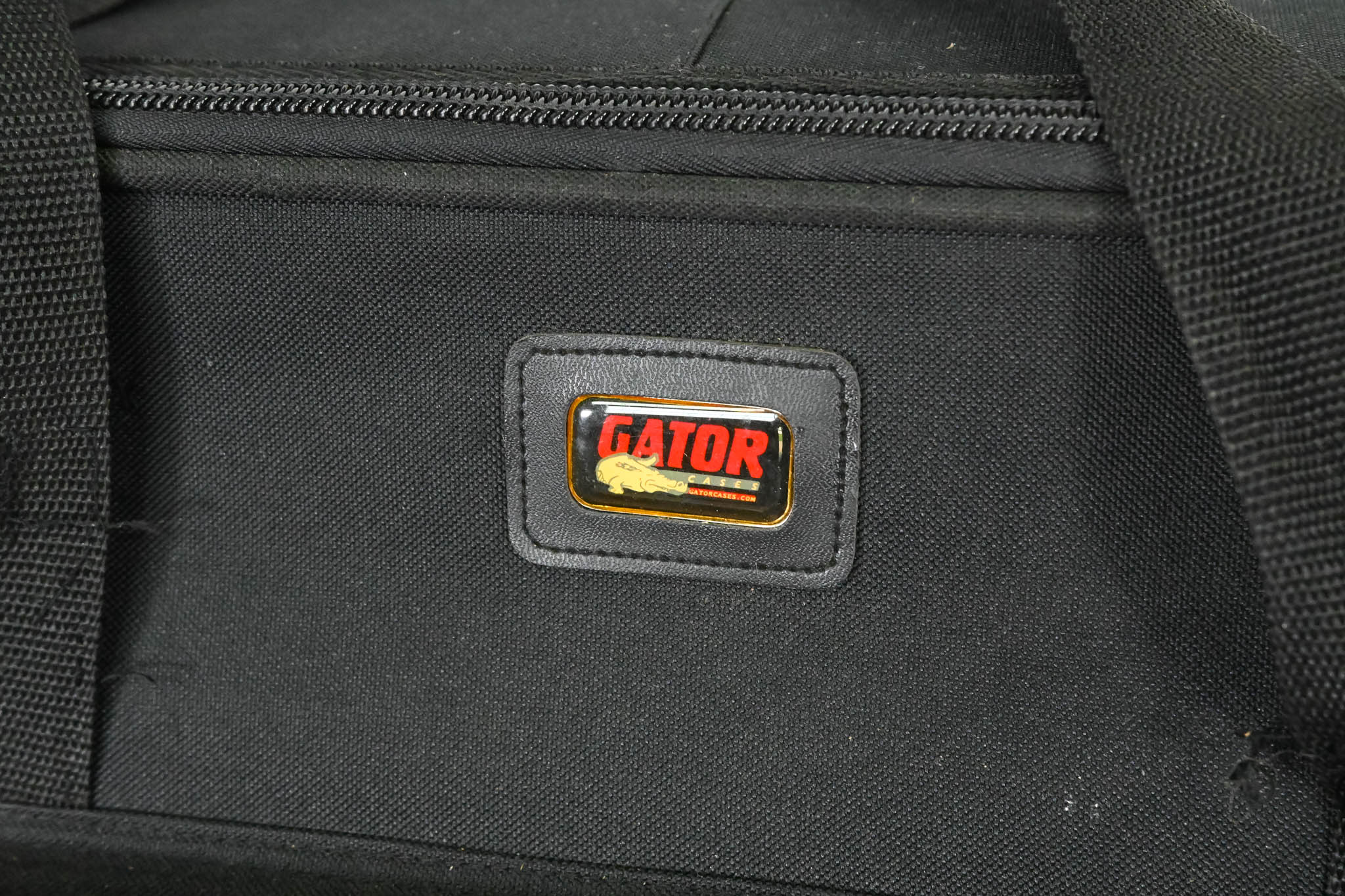 Roland Fantom-X7 76-Key Keyboard Workstation with Gator Case CG01JZ2