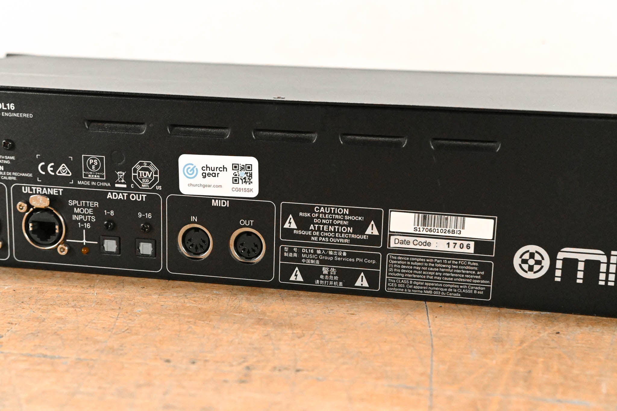 Midas DL16 16-Input, 8-Output Stage Box