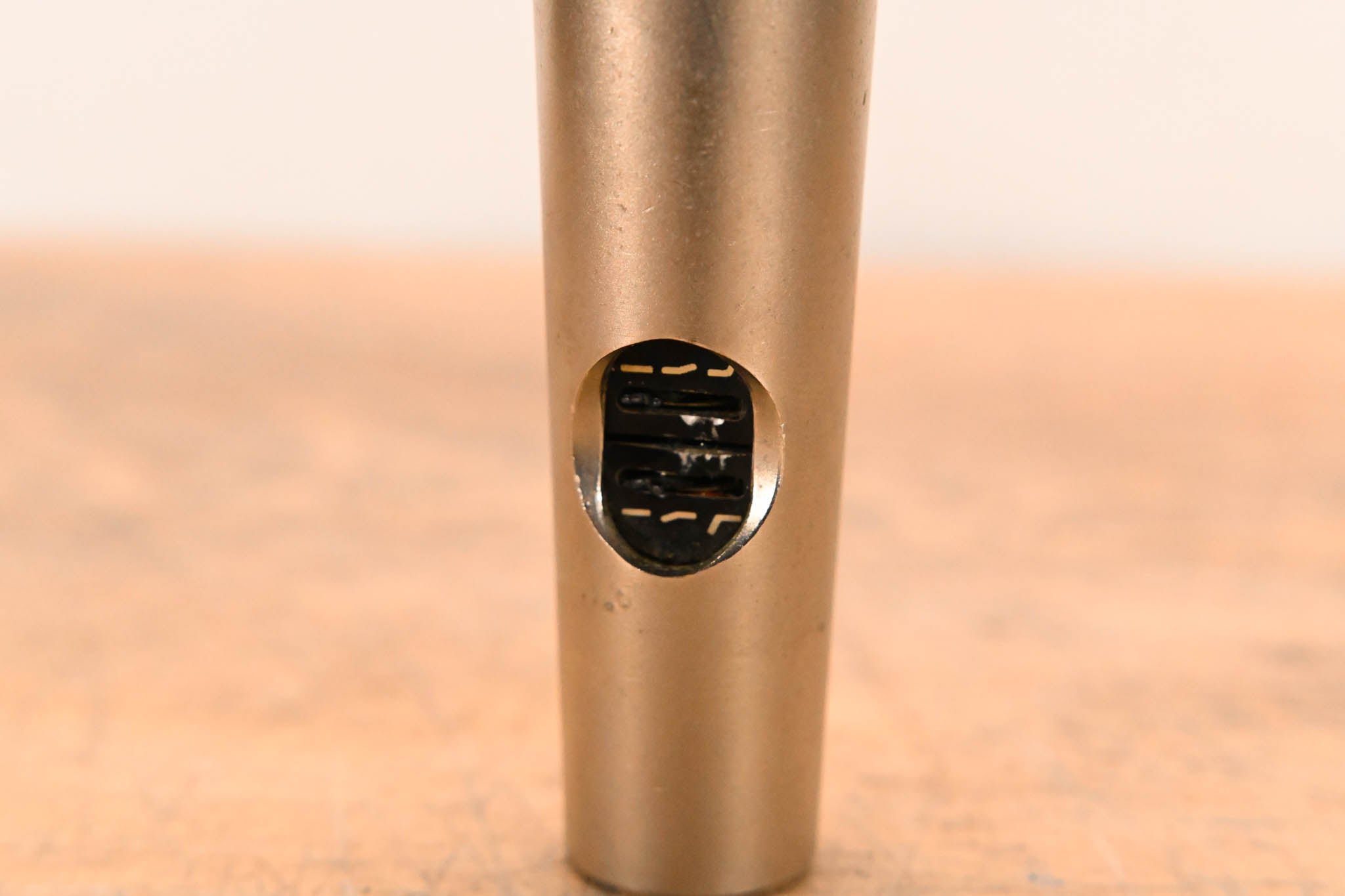 AKG D330BT Hypercardioid Dynamic Microphone