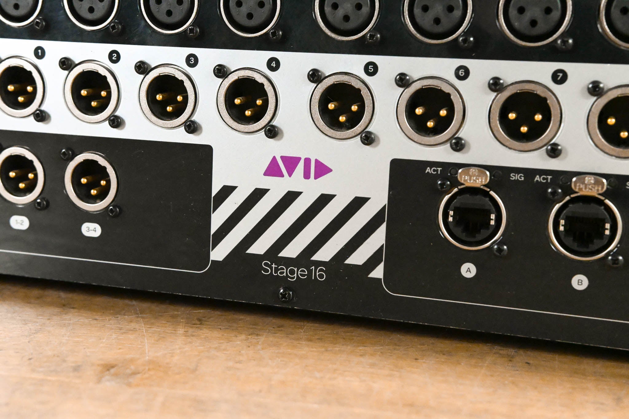 AVID Venue Stage 16 Remote I/O Stage Rack for S3L Digital Mixing System