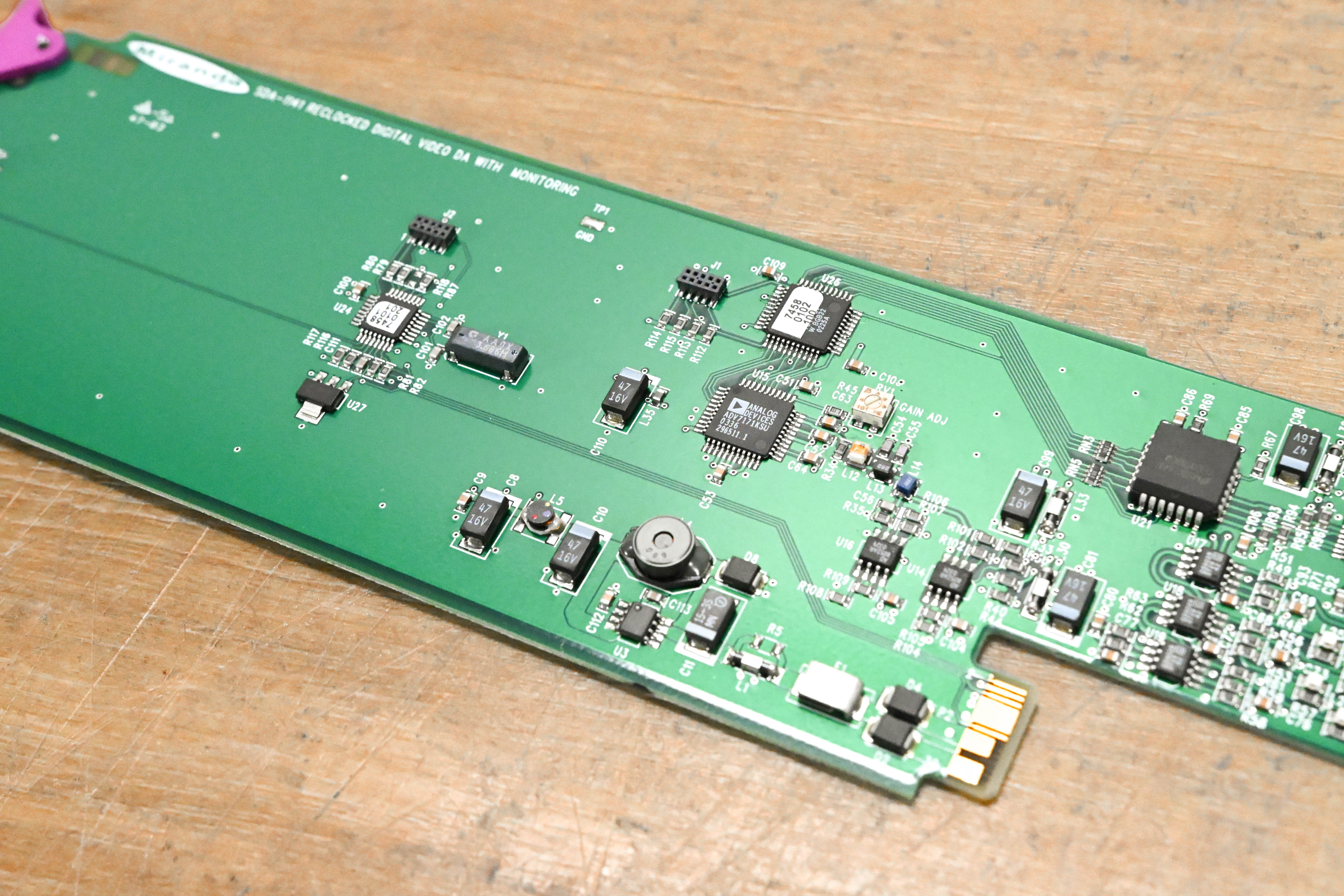 Miranda SDA-1141 Reclocked Digital Video DA with Monitoring Module