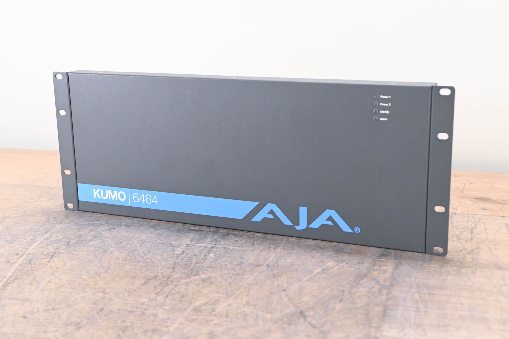 AJA KUMO 6464 Compact 64x64 3G-SDI Router