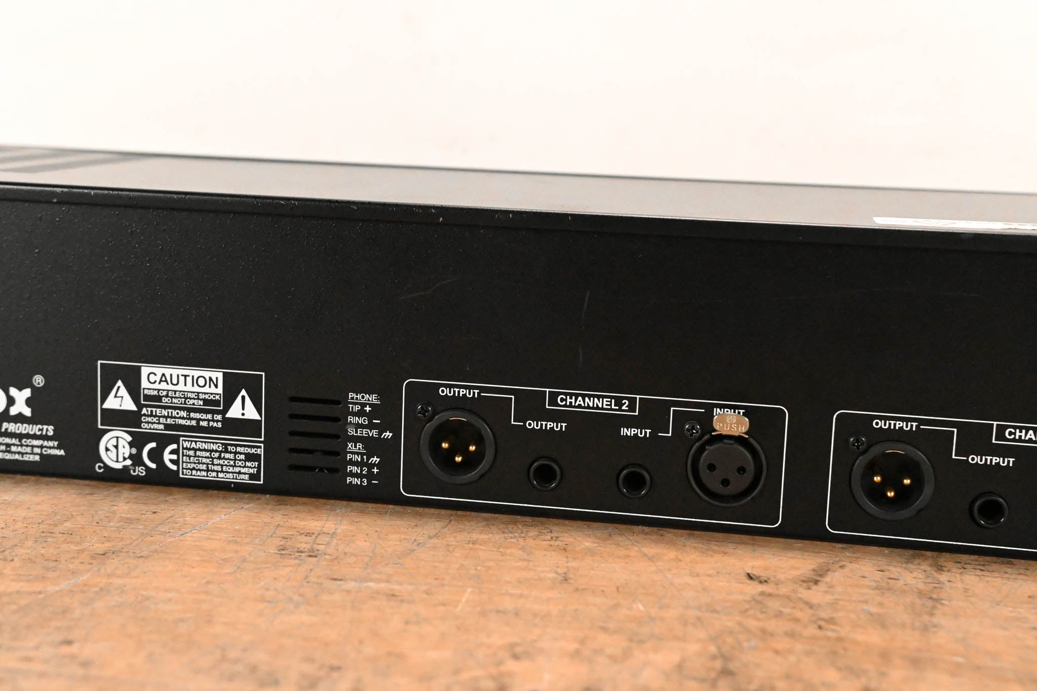 dbx 231 Dual-Channel 31-Band Graphic Equalizer