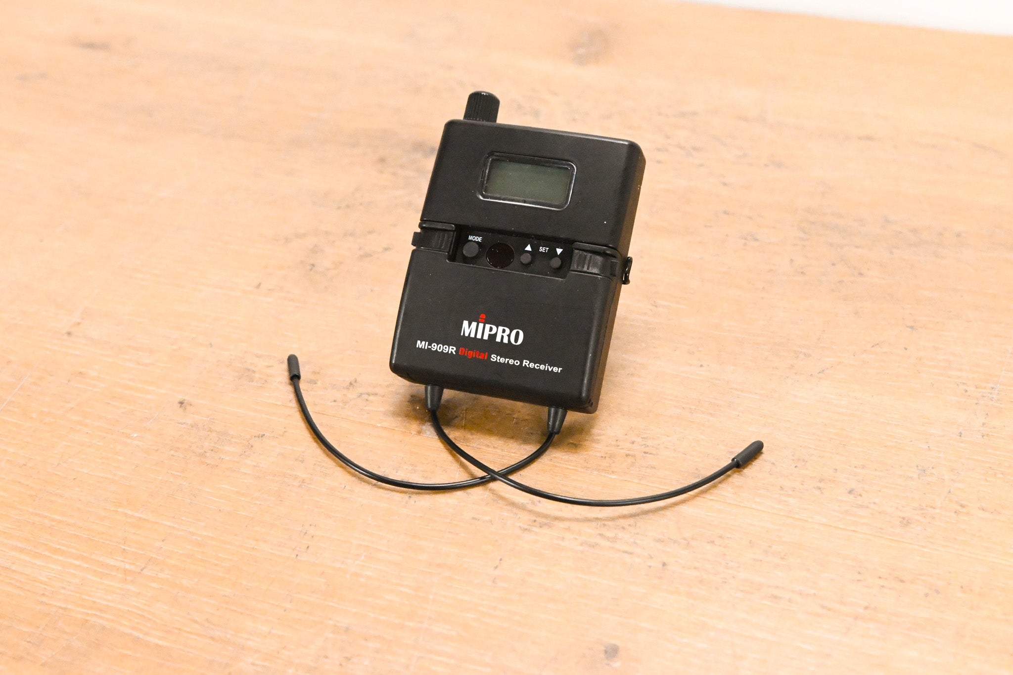 Mipro MI-909T/R Digital IEM System - 5E Range: 480-544 MHz (NO PSU)