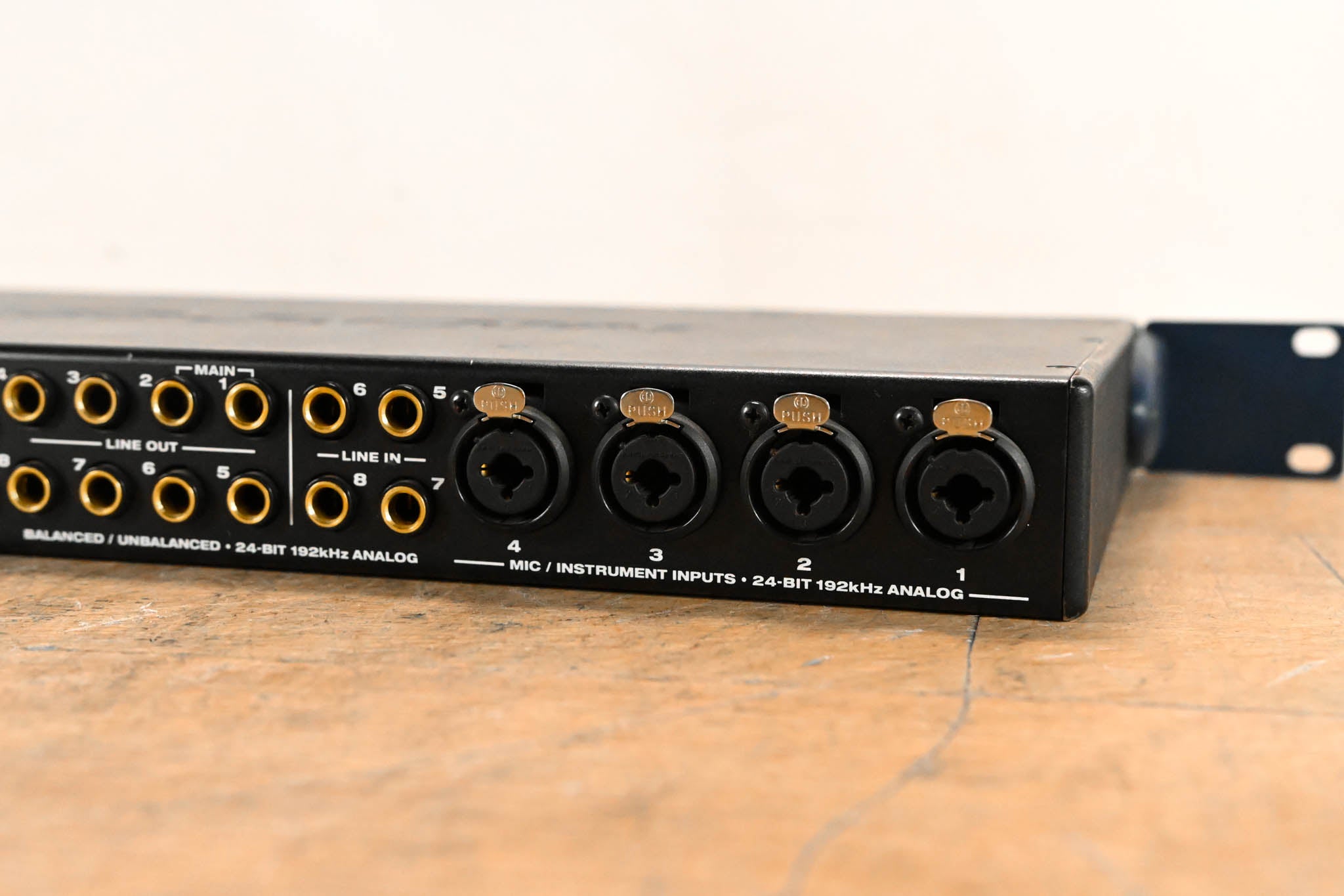 MOTU Traveler Mk1 FireWire Audio Interface (NO POWER SUPPLY) CG01SFL