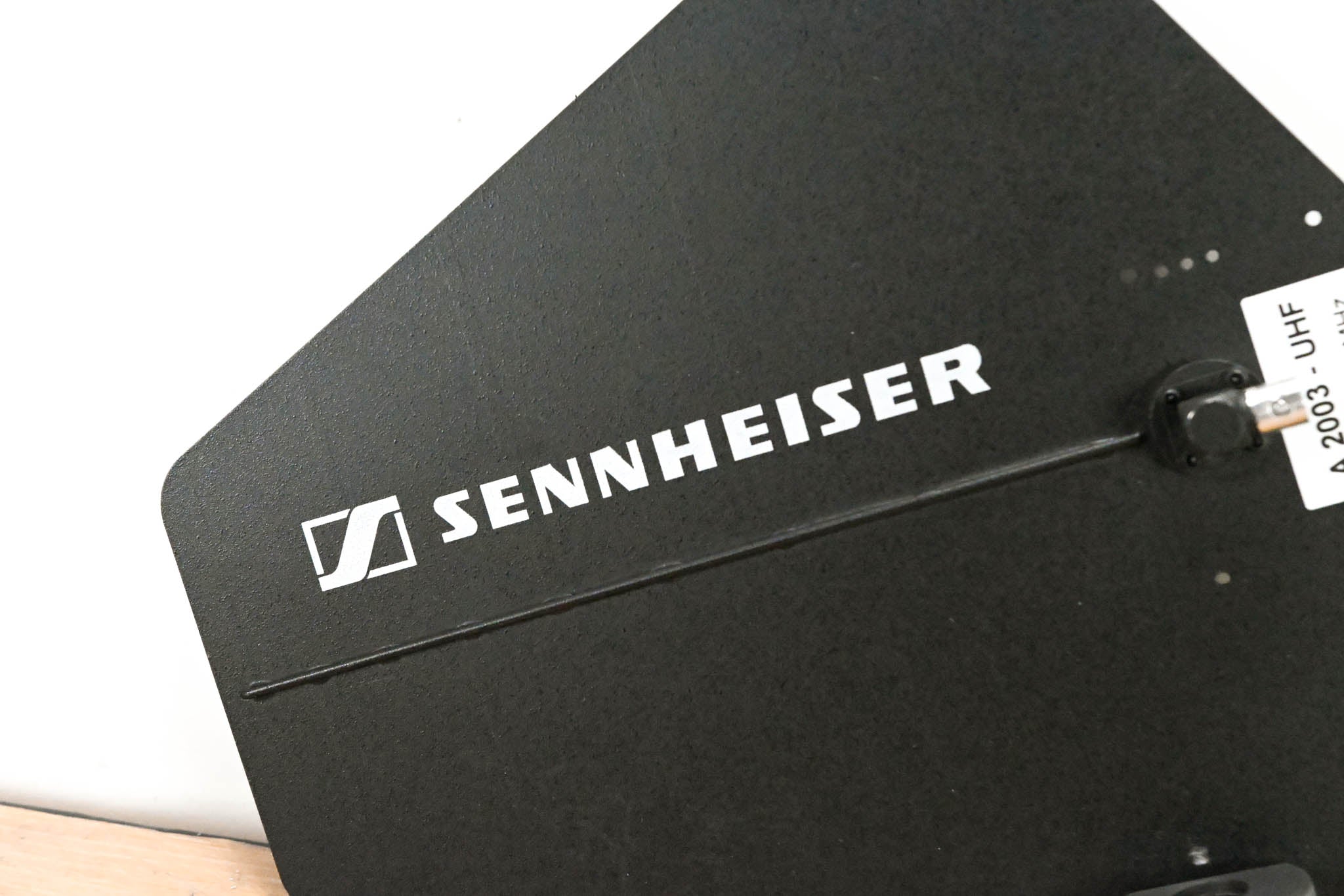 Sennheiser A 2003-UHF Passive Directional Antenna