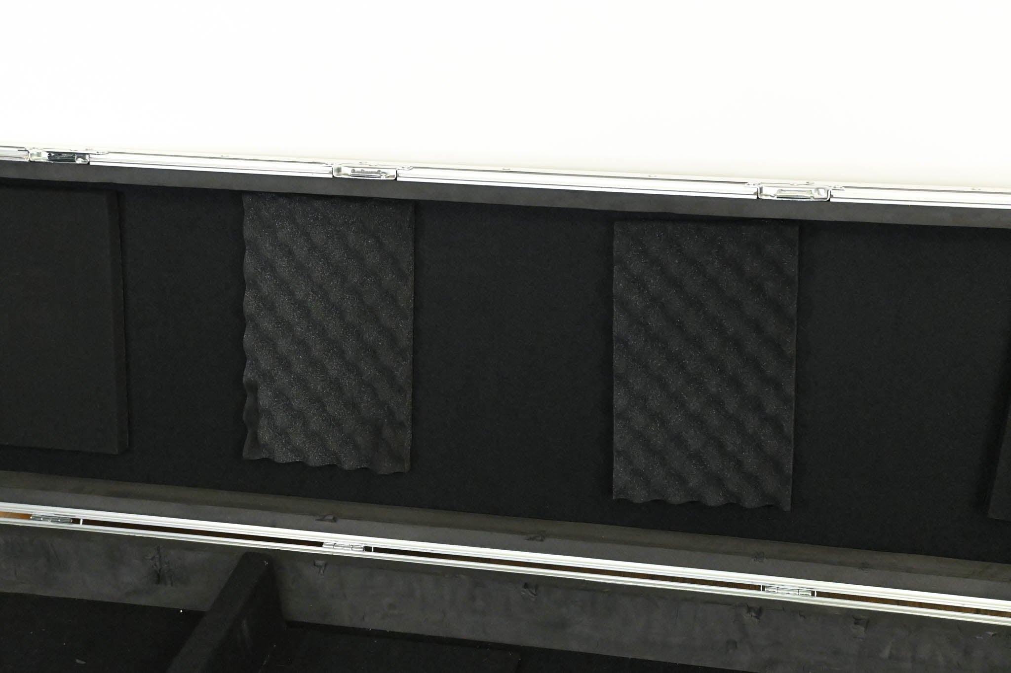Gator Cases G-TOUR 88 88-Note Keyboard Road Case with Wheels