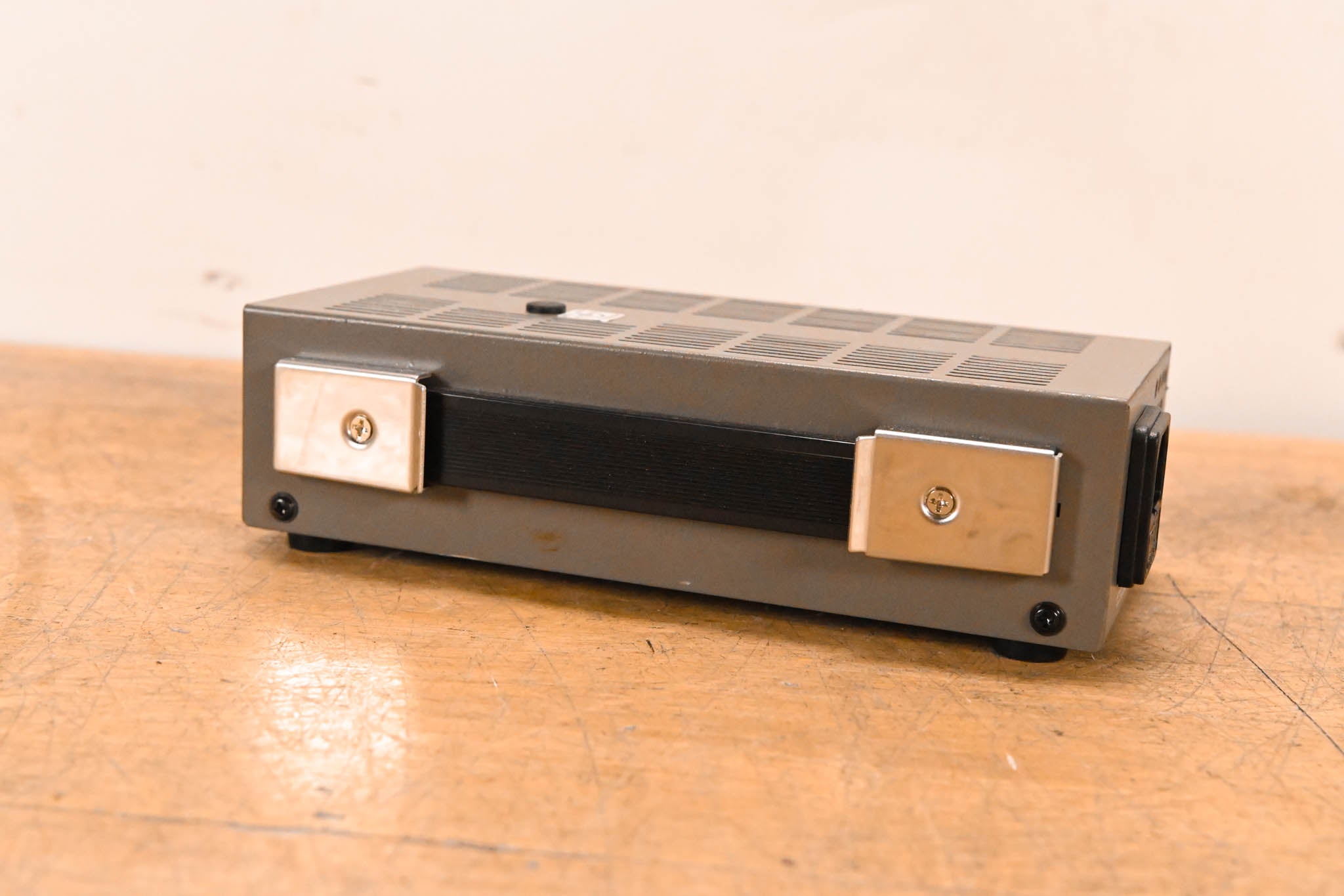 IDX System Technology IA-70a Single-Channel DC Power Supply