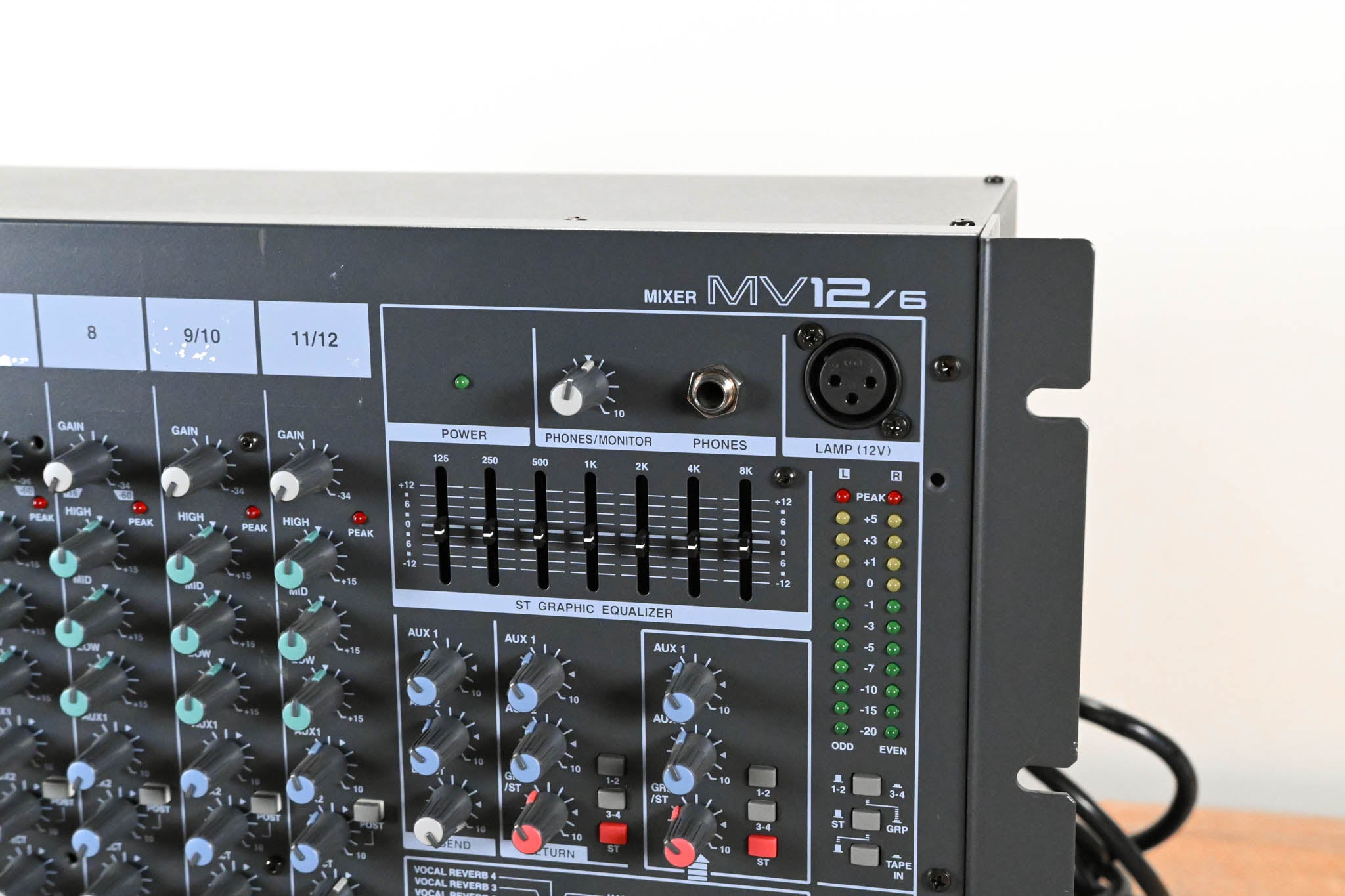 Yamaha MV12/6 12-Channel Rackmount Mixer