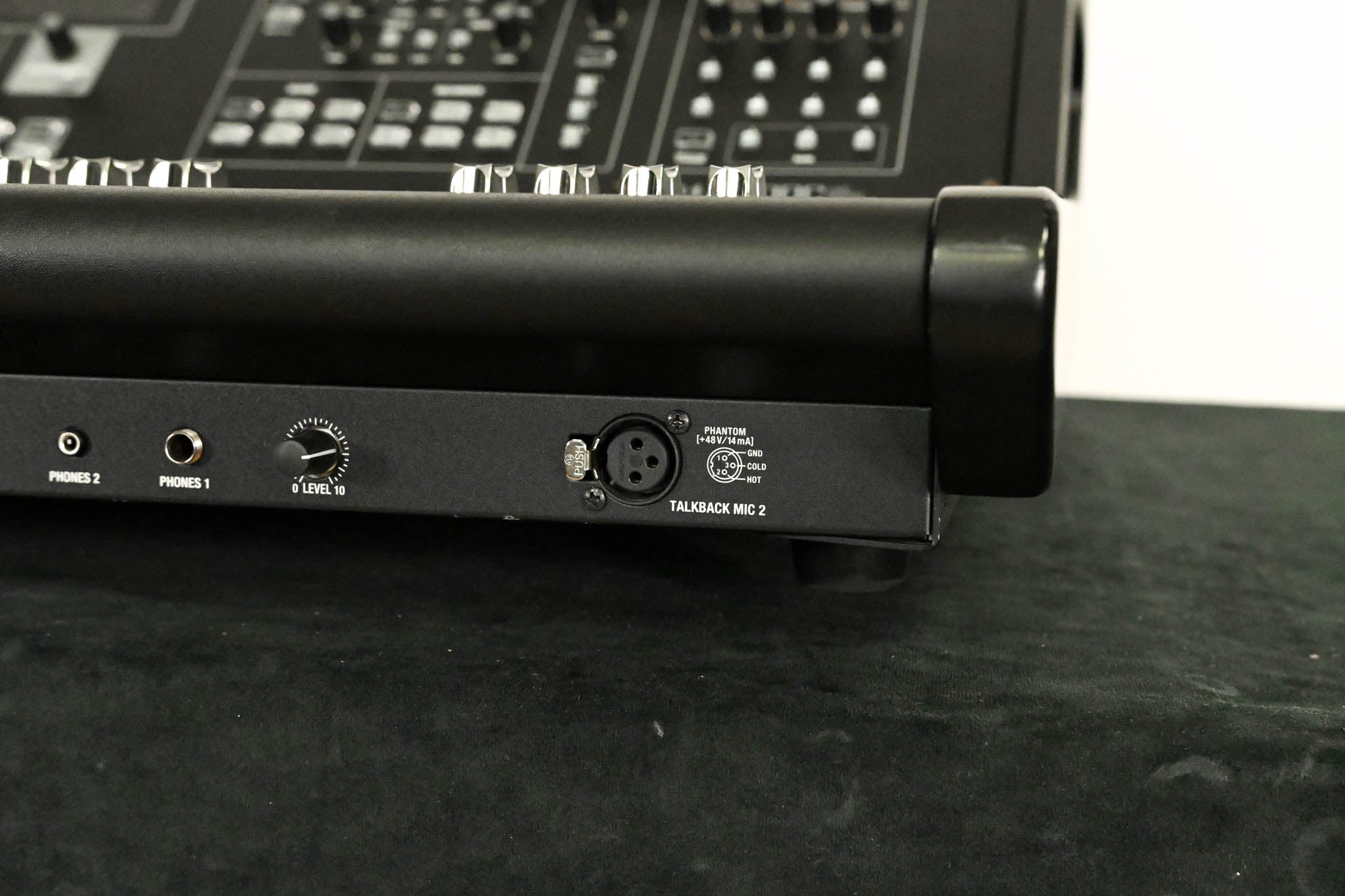 Roland M-5000C Live Mixing Console