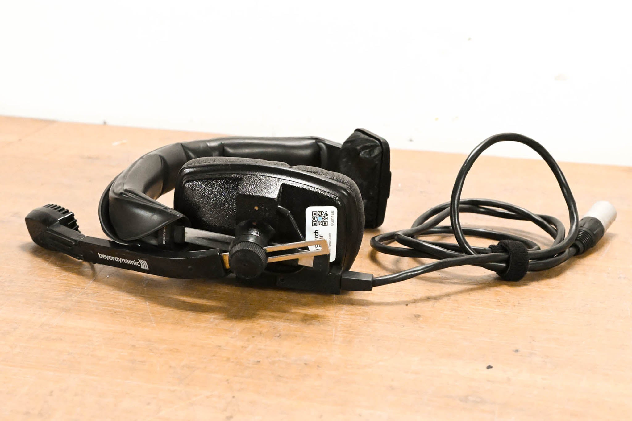 Beyerdynamic DT 108 Single-Ear Headset with Dynamic Microphone