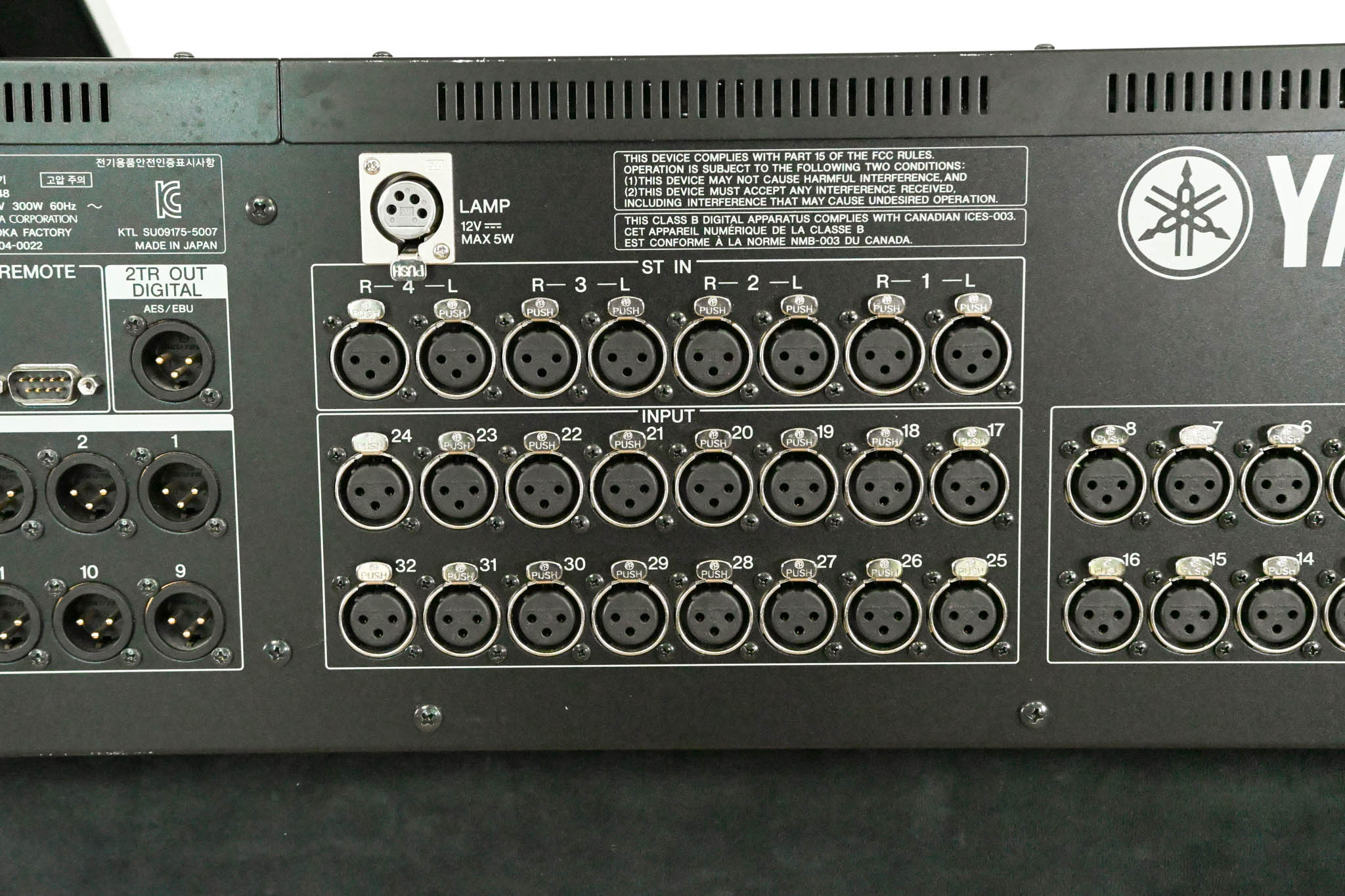 Yamaha M7CL-48 48-Channel Digital Audio Mixing Console