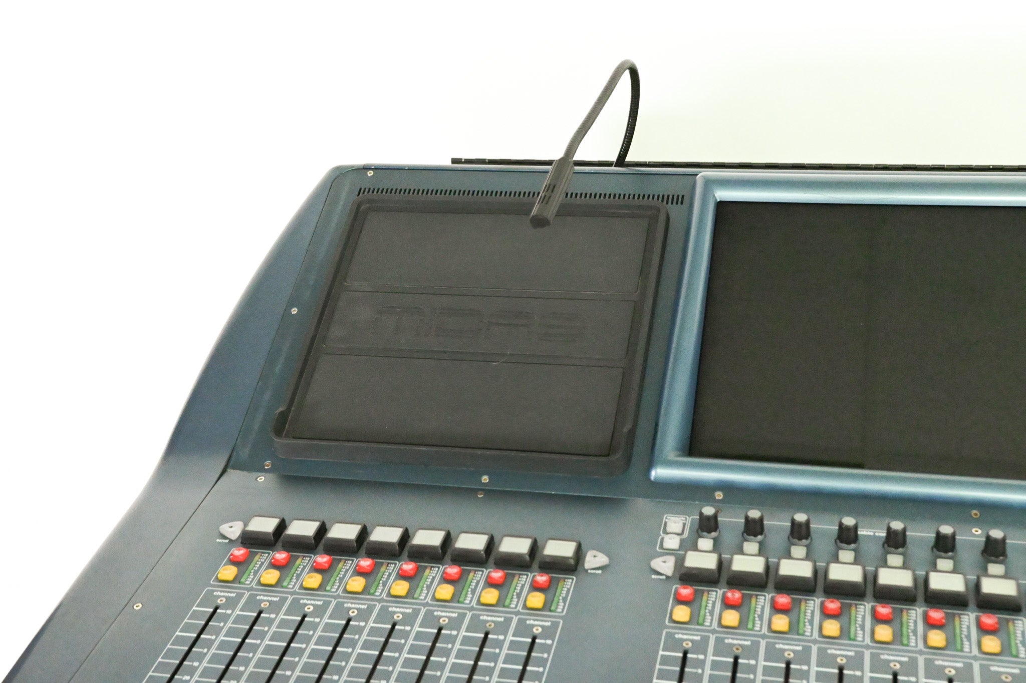 Midas PRO2 Live Digital Audio Mixing Console with Flight Case