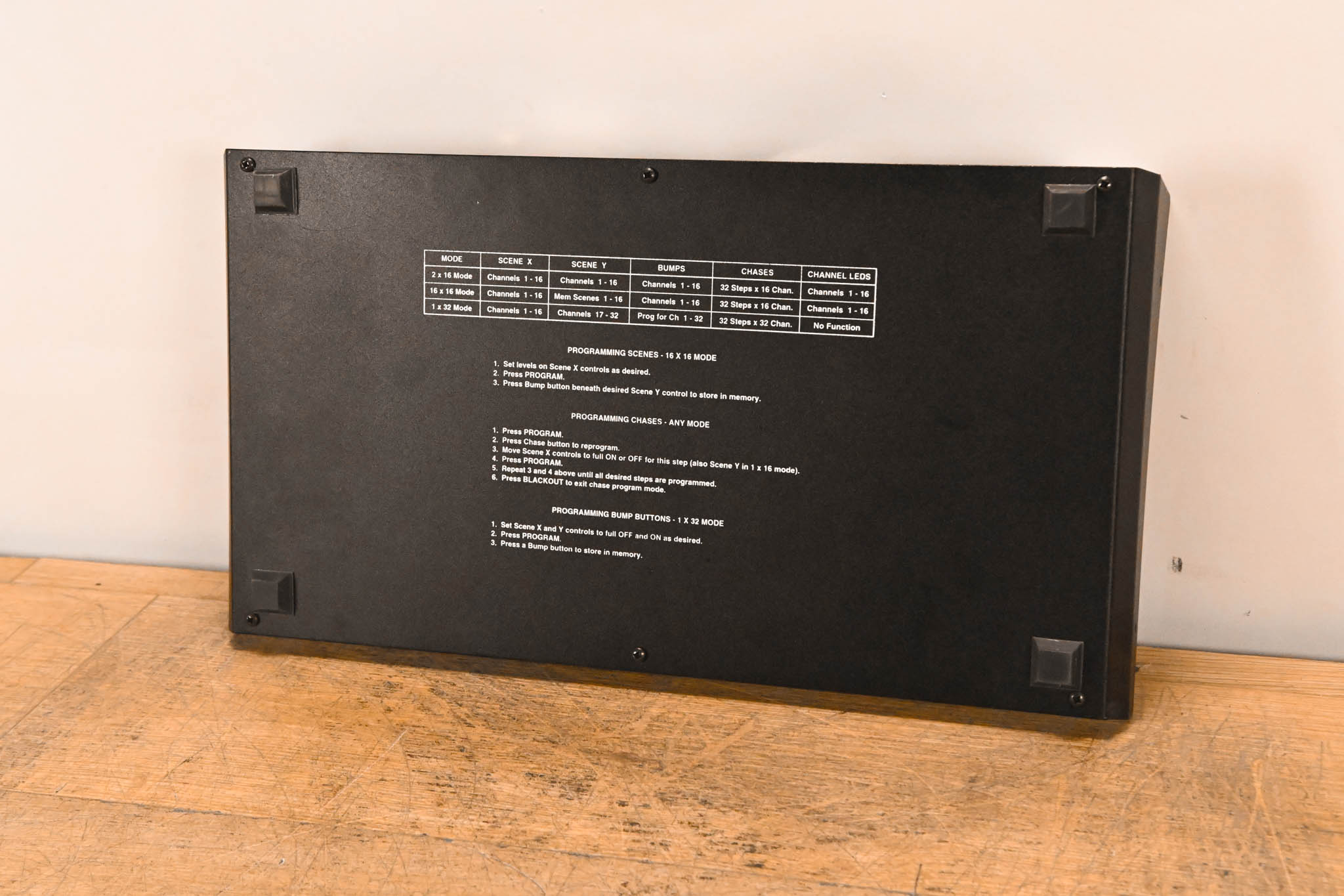 Leviton MC 7016 16/32-Channel Memory Lighting Controller (NO PSU)