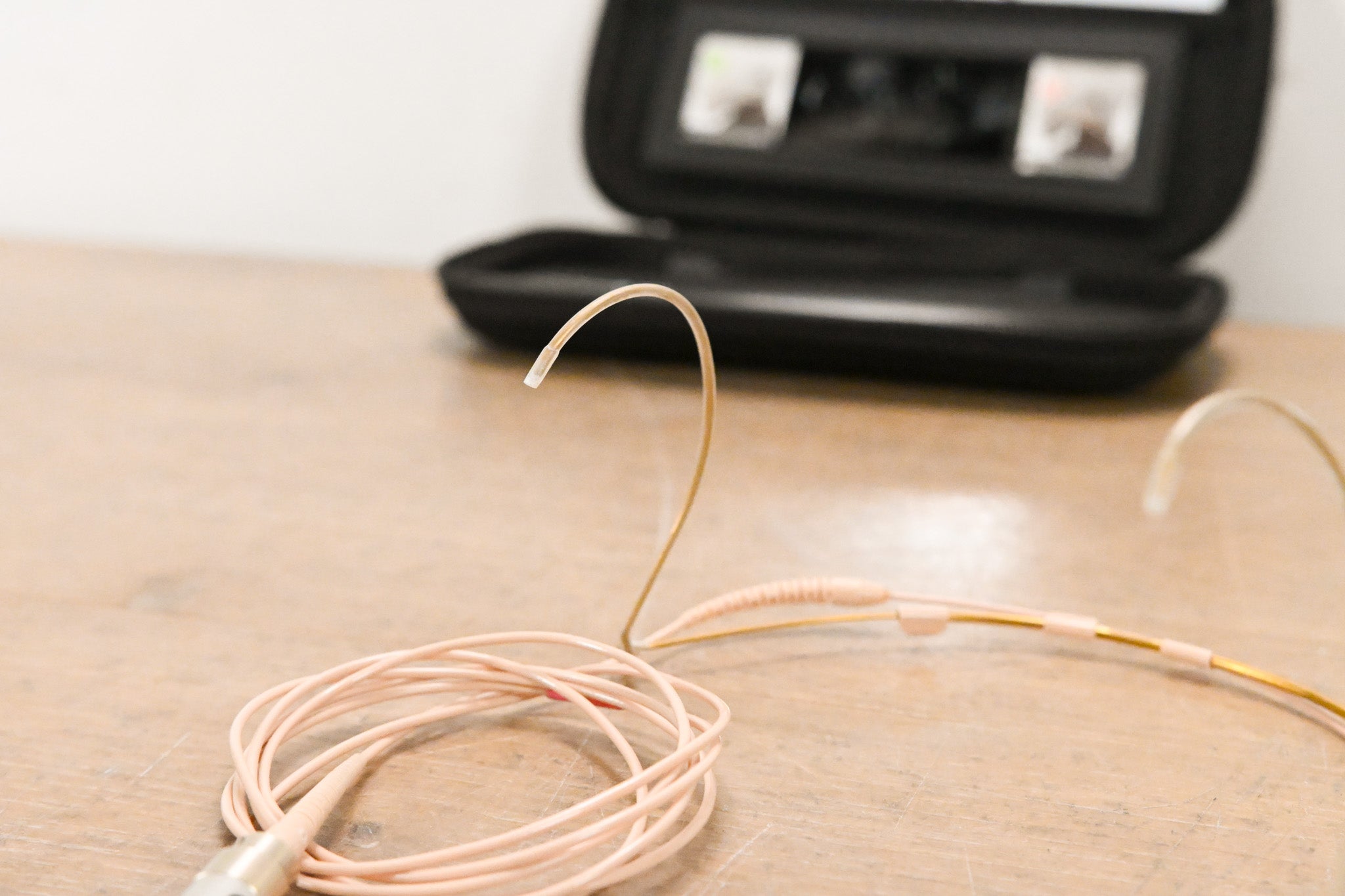 DPA Microphones 4088 CORE Directional Headset Mic, Beige, TA4F Connector