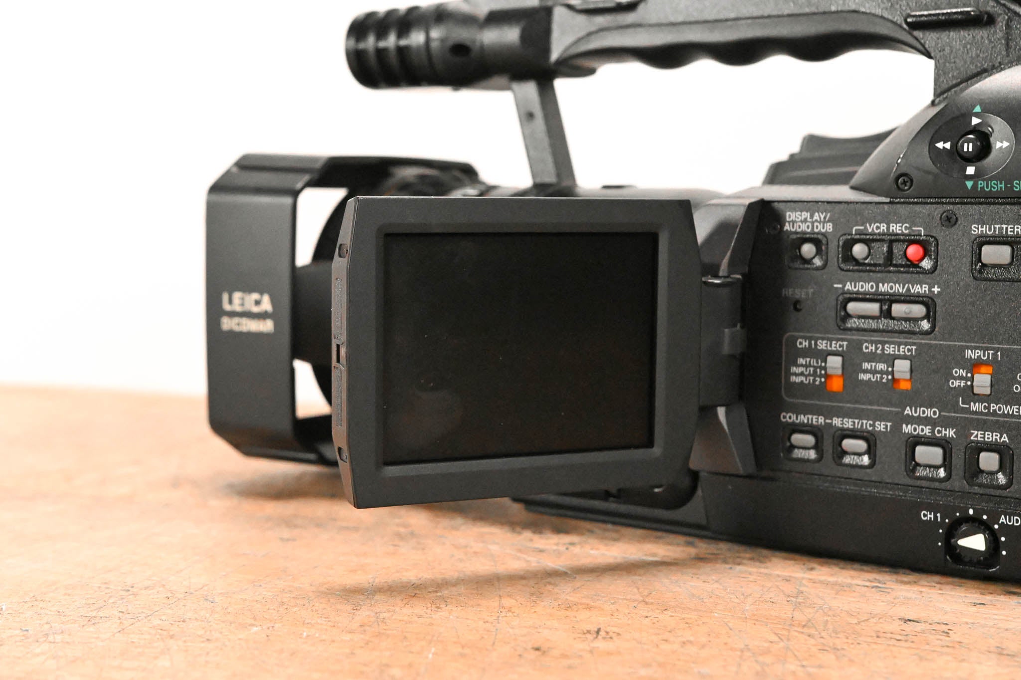 Panasonic AG-DVX100B 3-CCD Mini-DV Cinema Video Camcorder