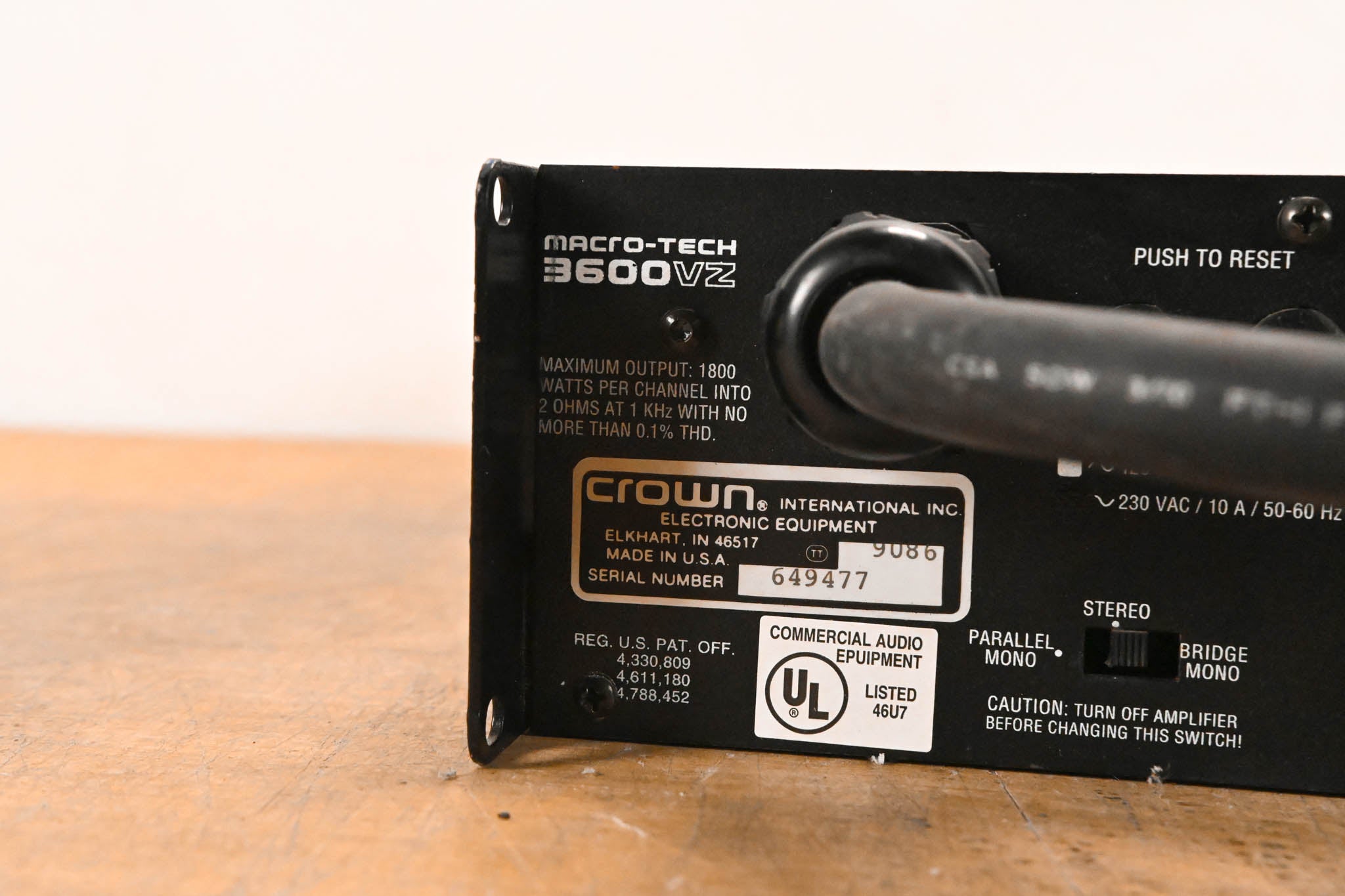 Crown Macro-Tech 3600VZ 2-Channel Power Amplifier