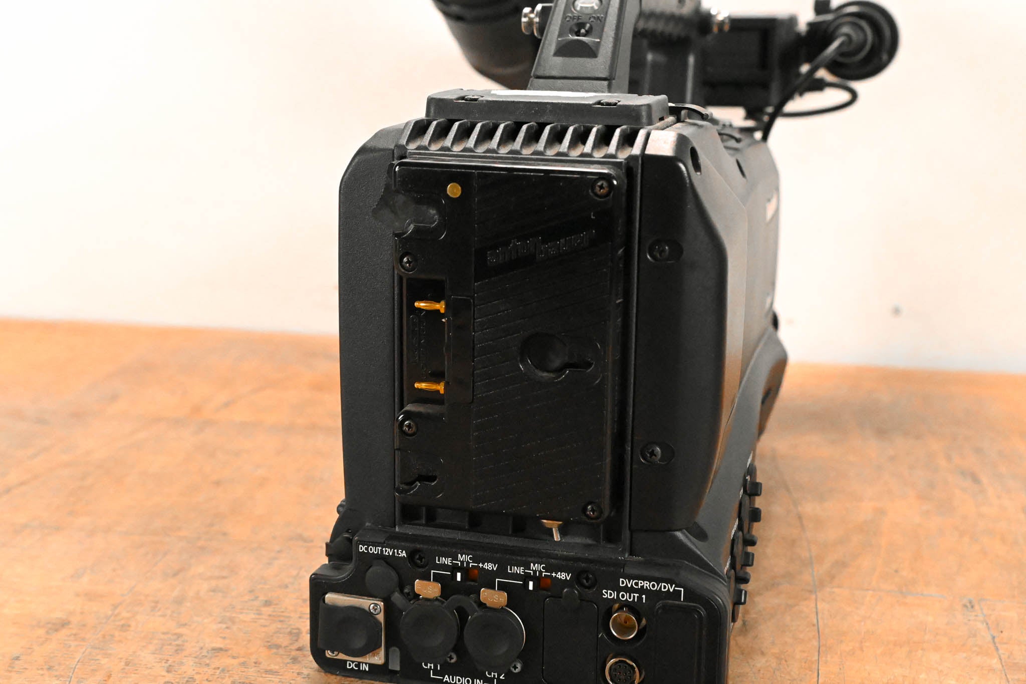 Panasonic AG-HPX370P 1/3" ENG P2HD Camcorder